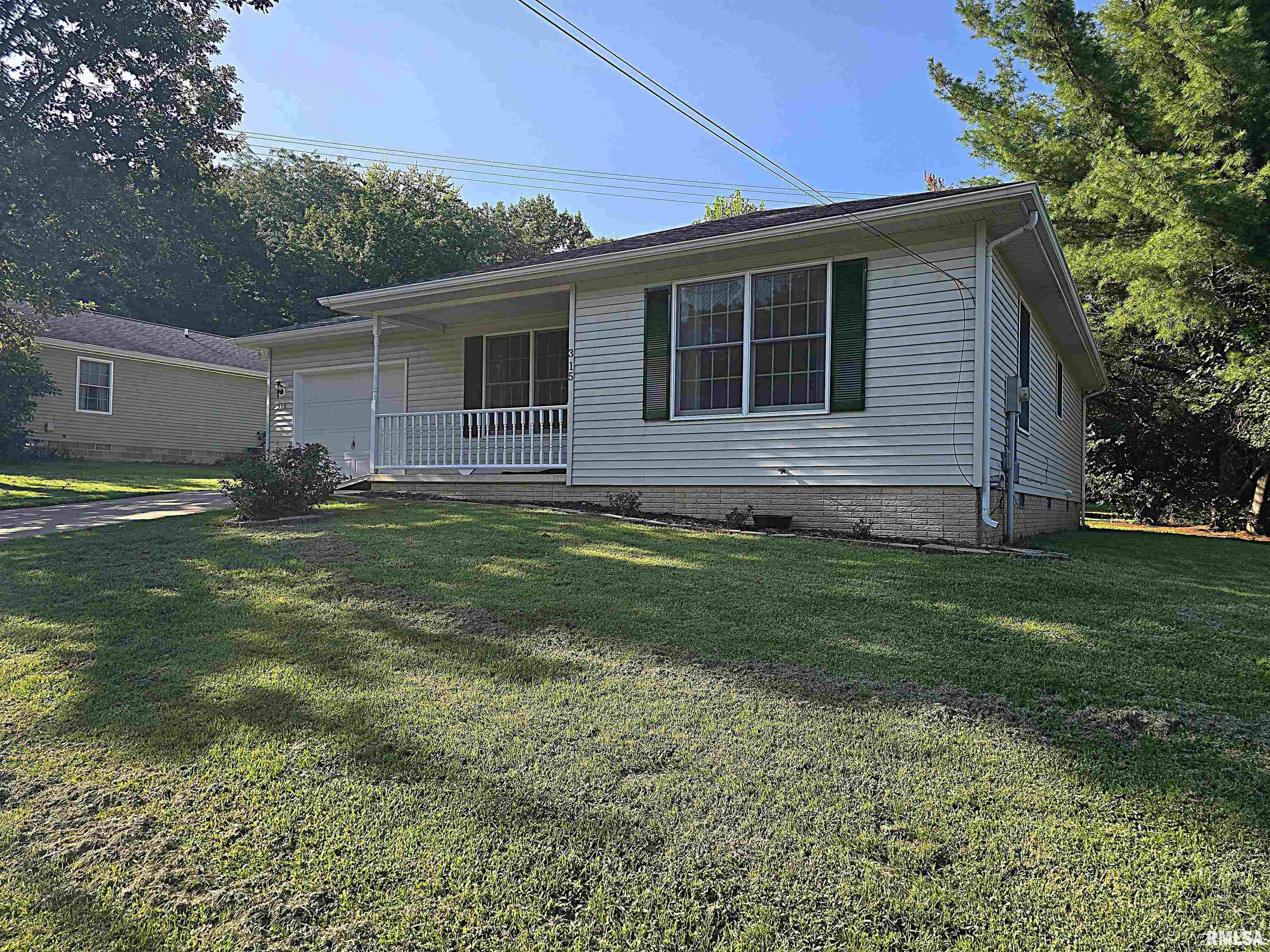 315 W Antle Street