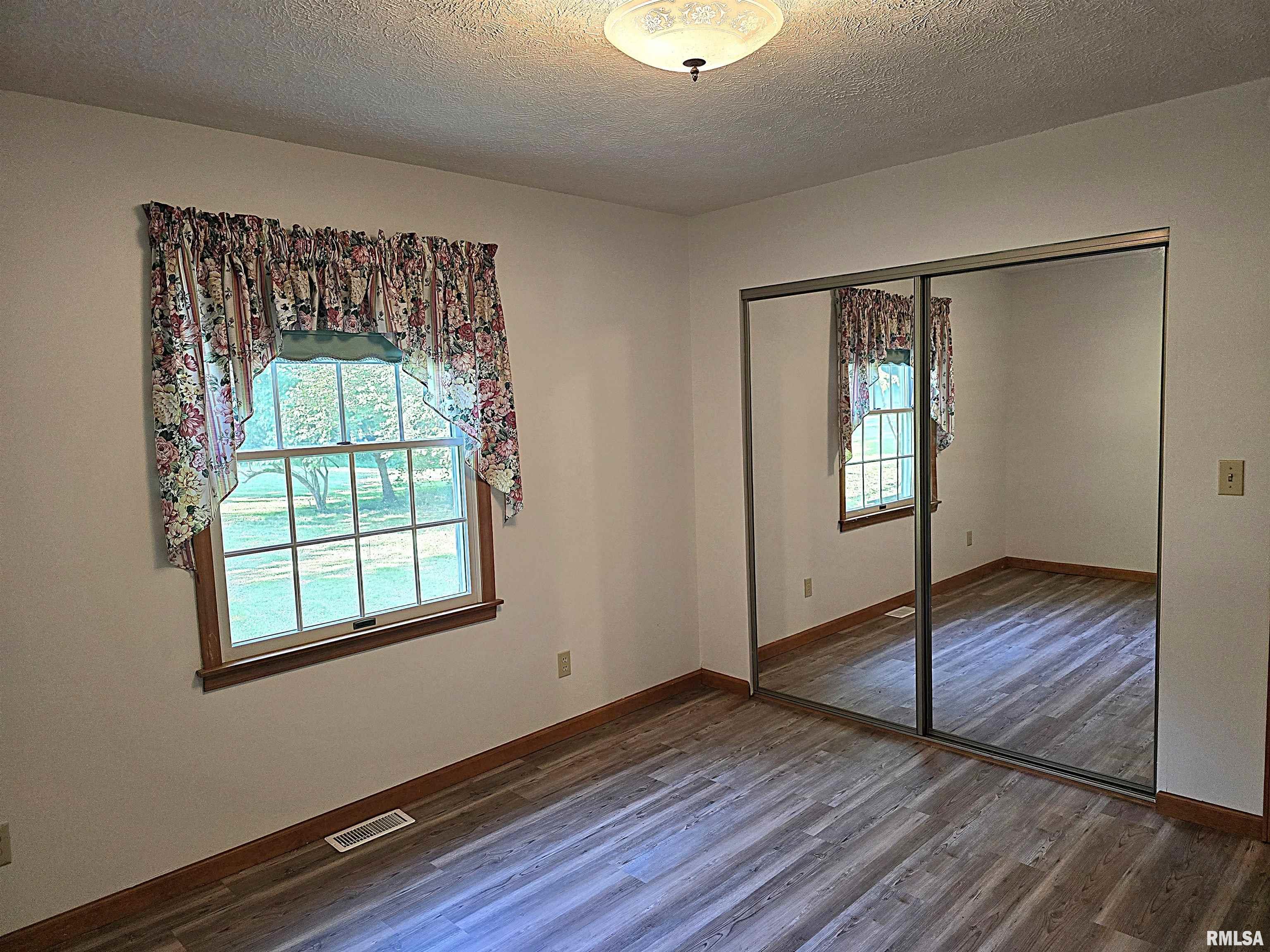 315 W Antle Street