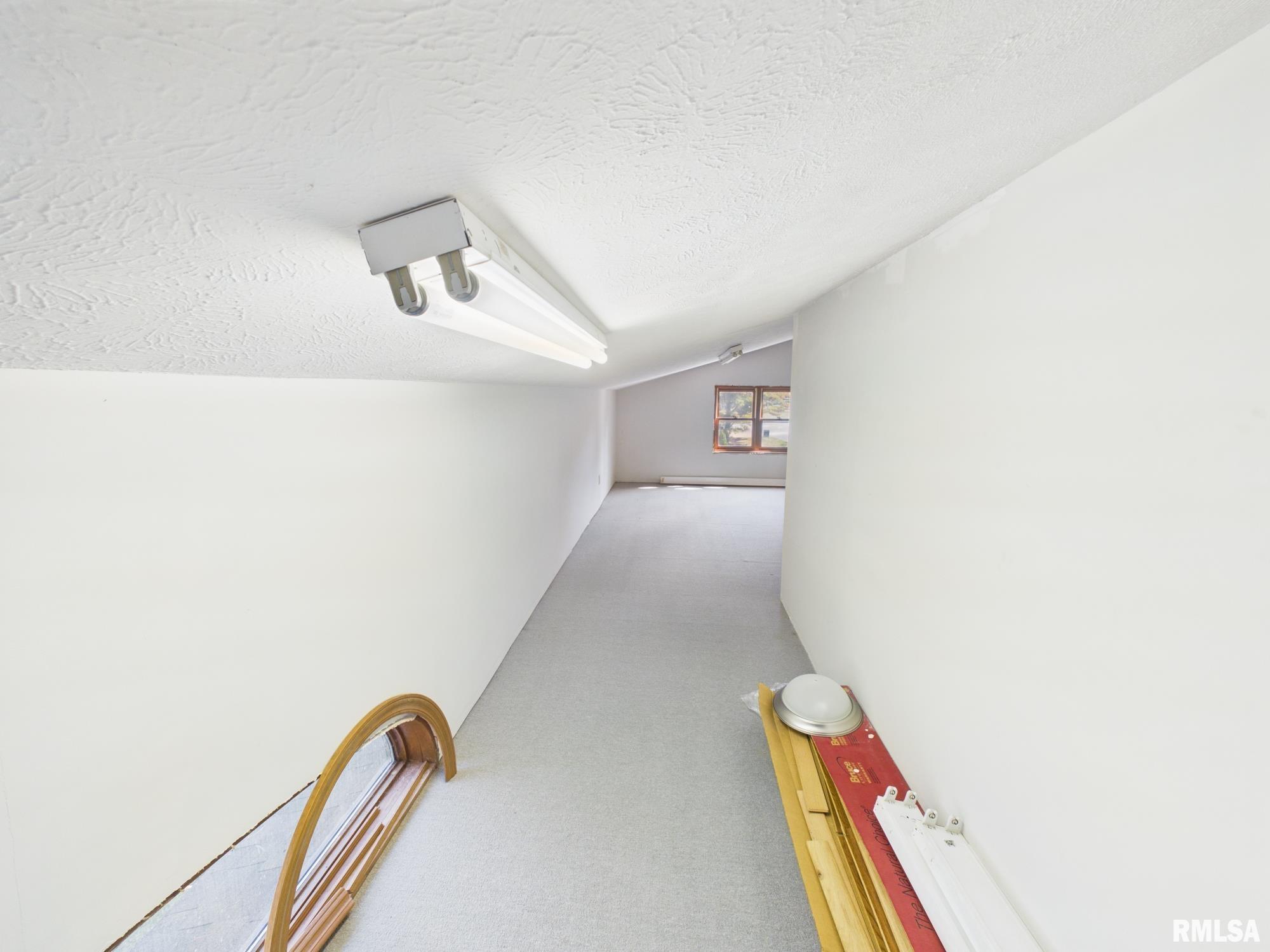 23267 Railsplitter Lane
