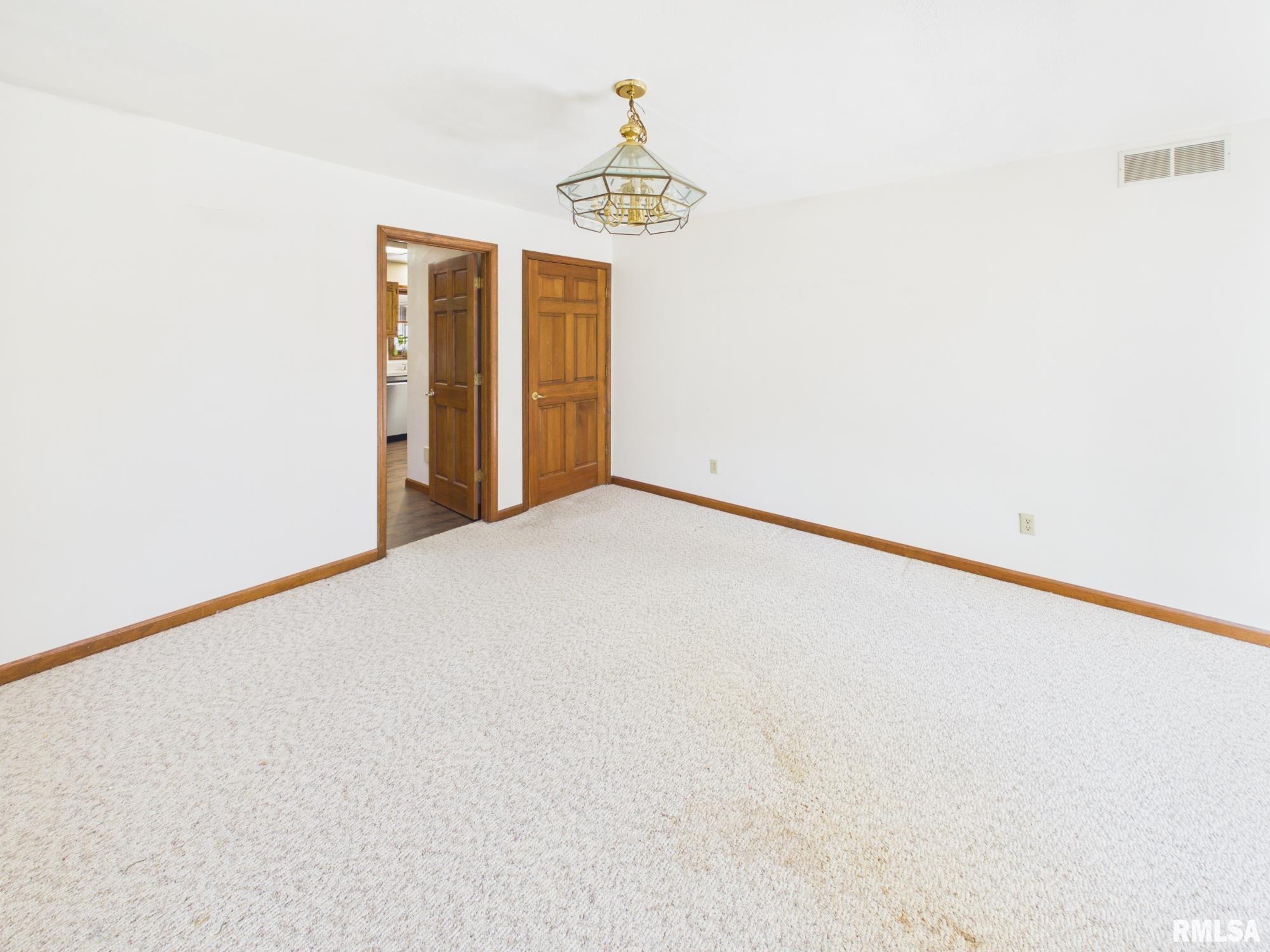23267 Railsplitter Lane