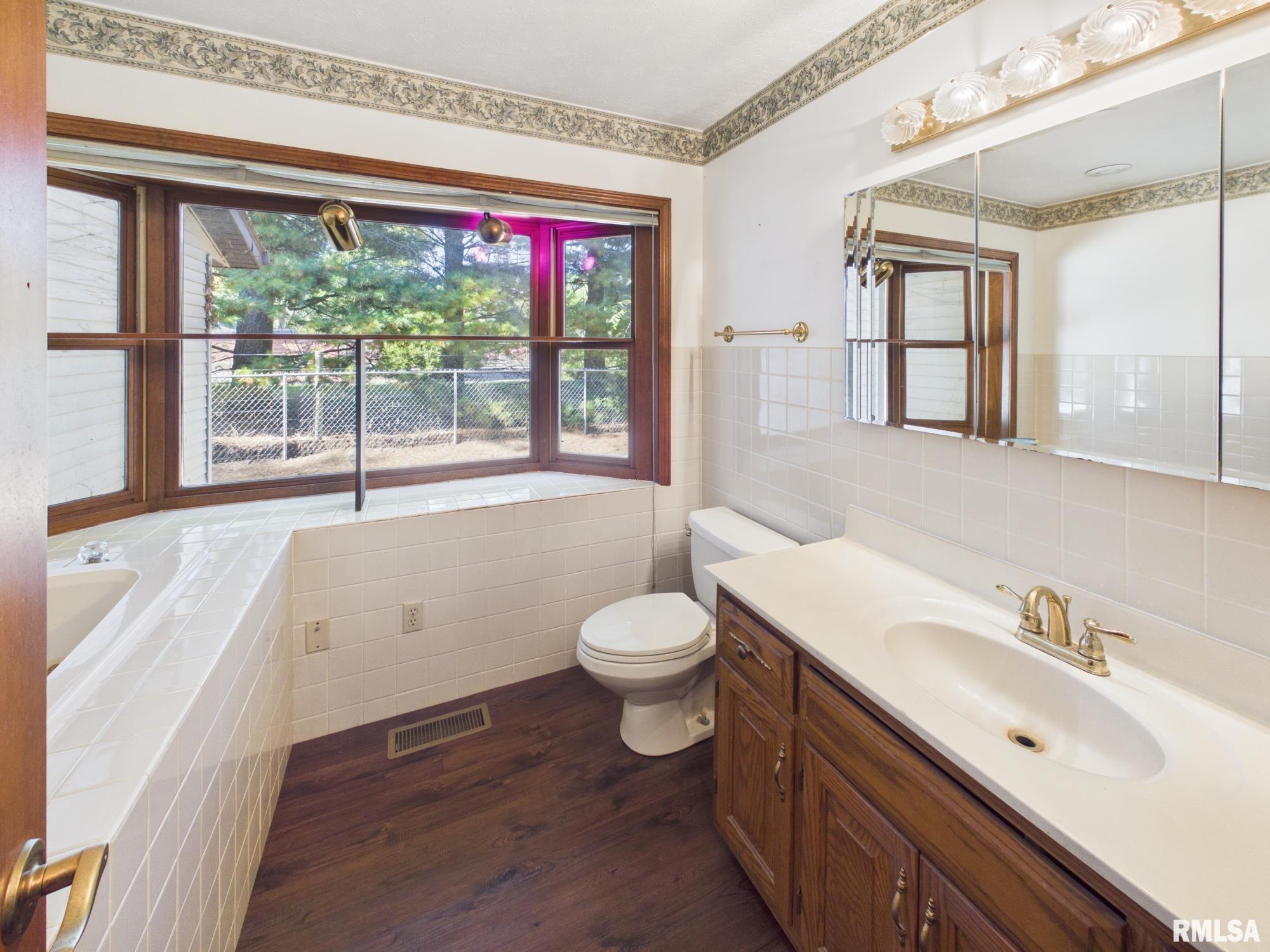 23267 Railsplitter Lane