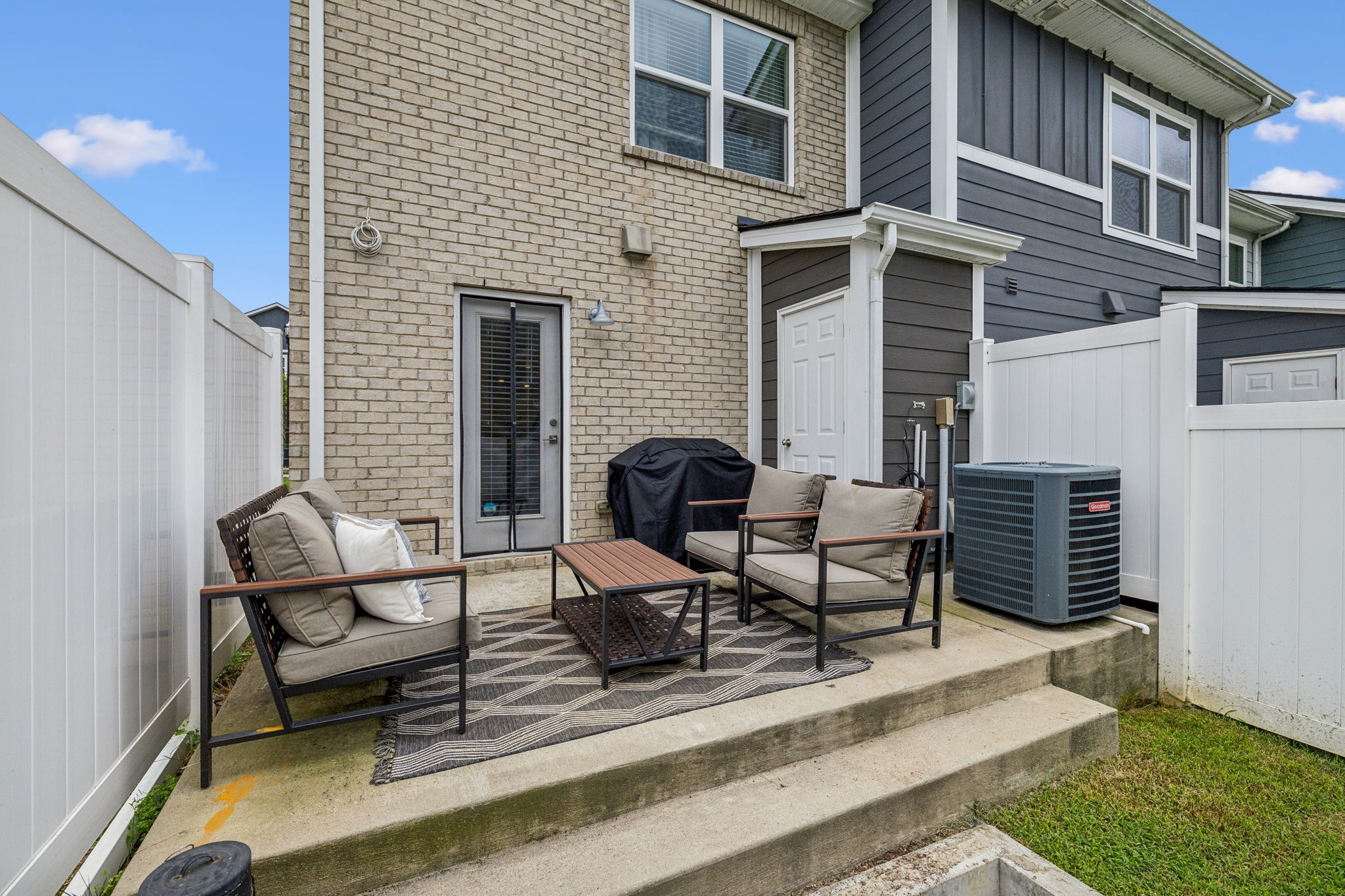 1129 Lilly Valley Way