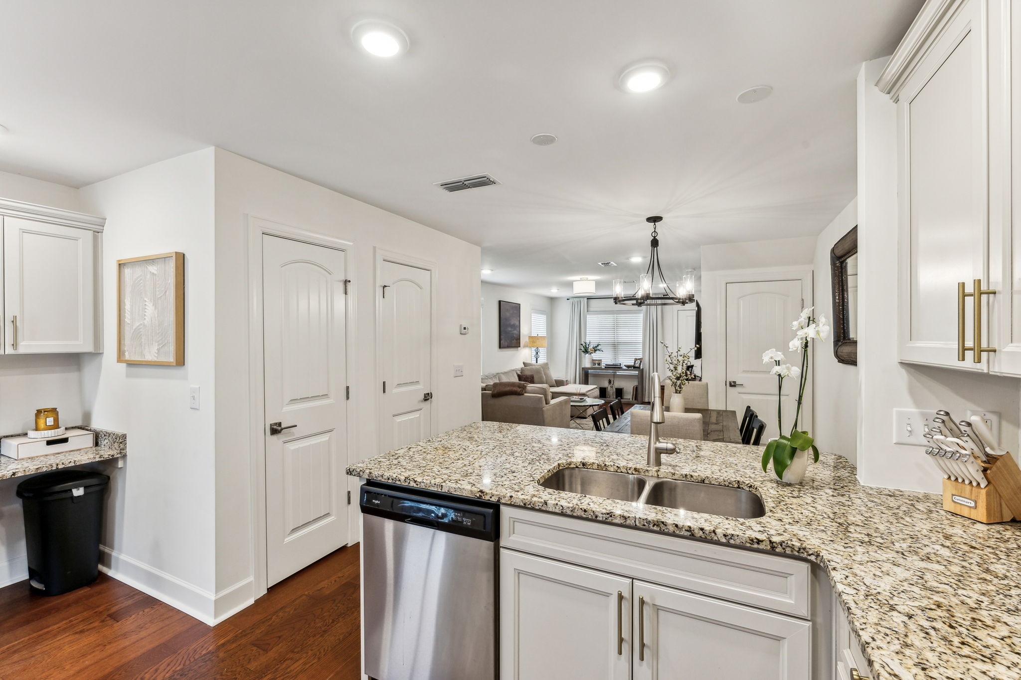 1129 Lilly Valley Way