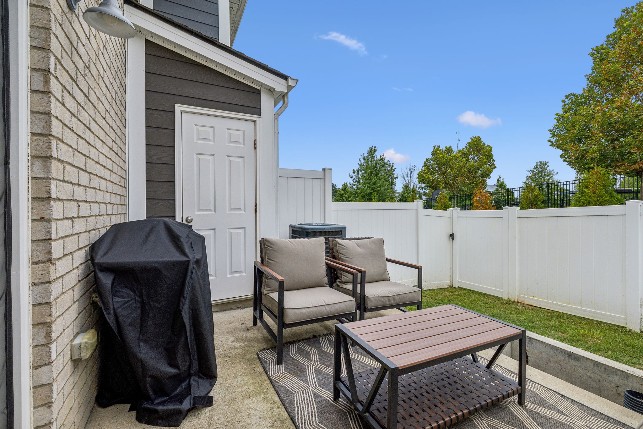 1129 Lilly Valley Way