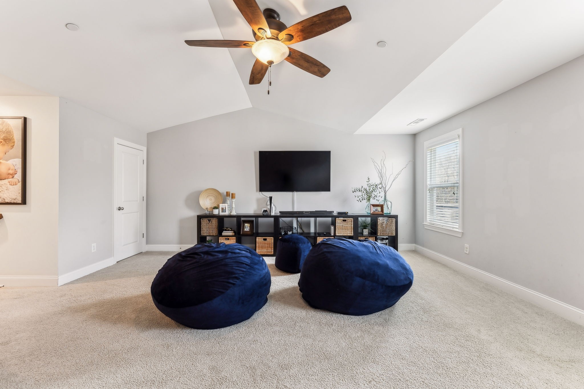 1250 Fallsworth Dr