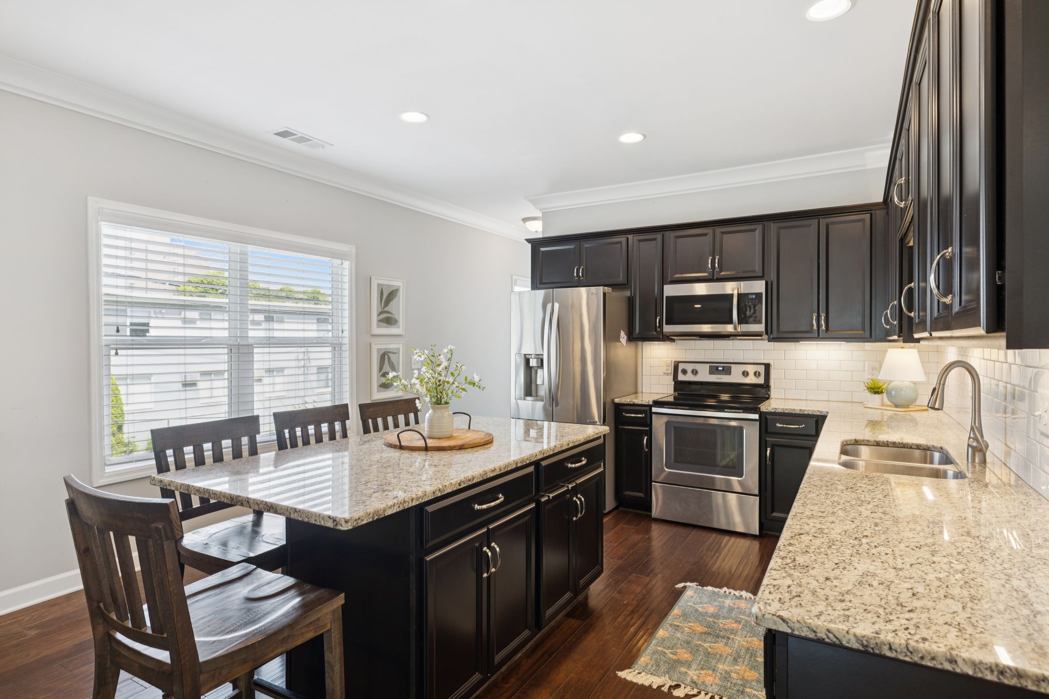 100 Walden Village Ct