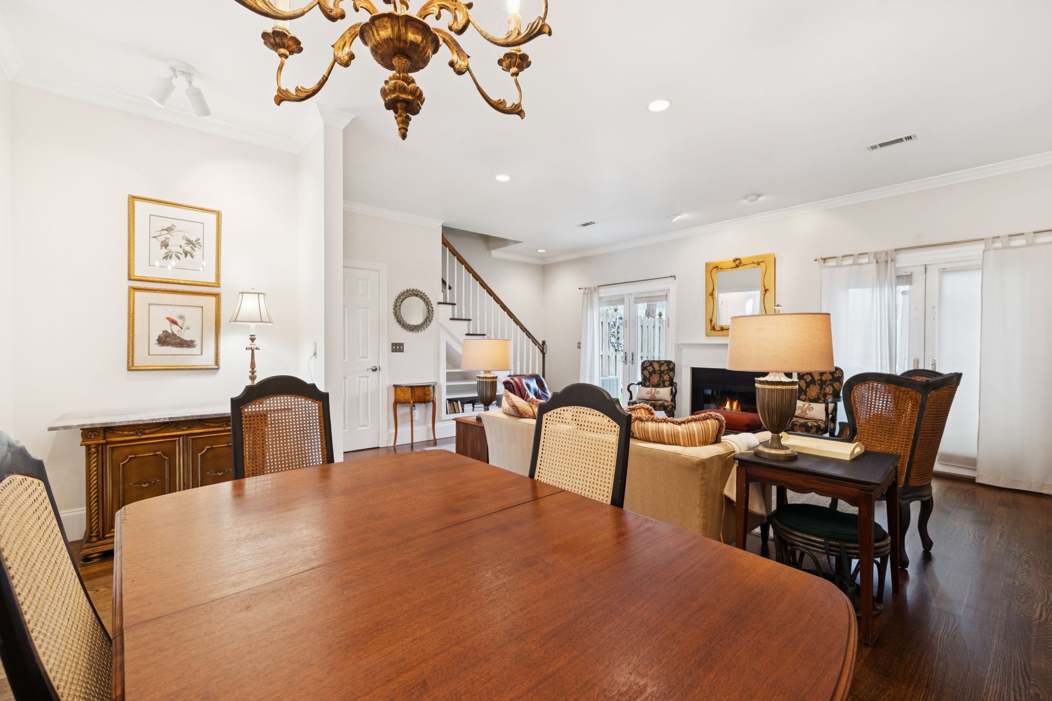 2014 Graybar Ln