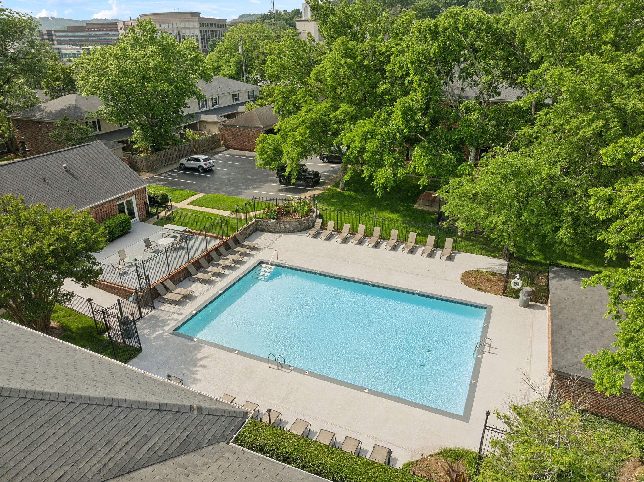 5025 Hillsboro Pike Unit: 5C