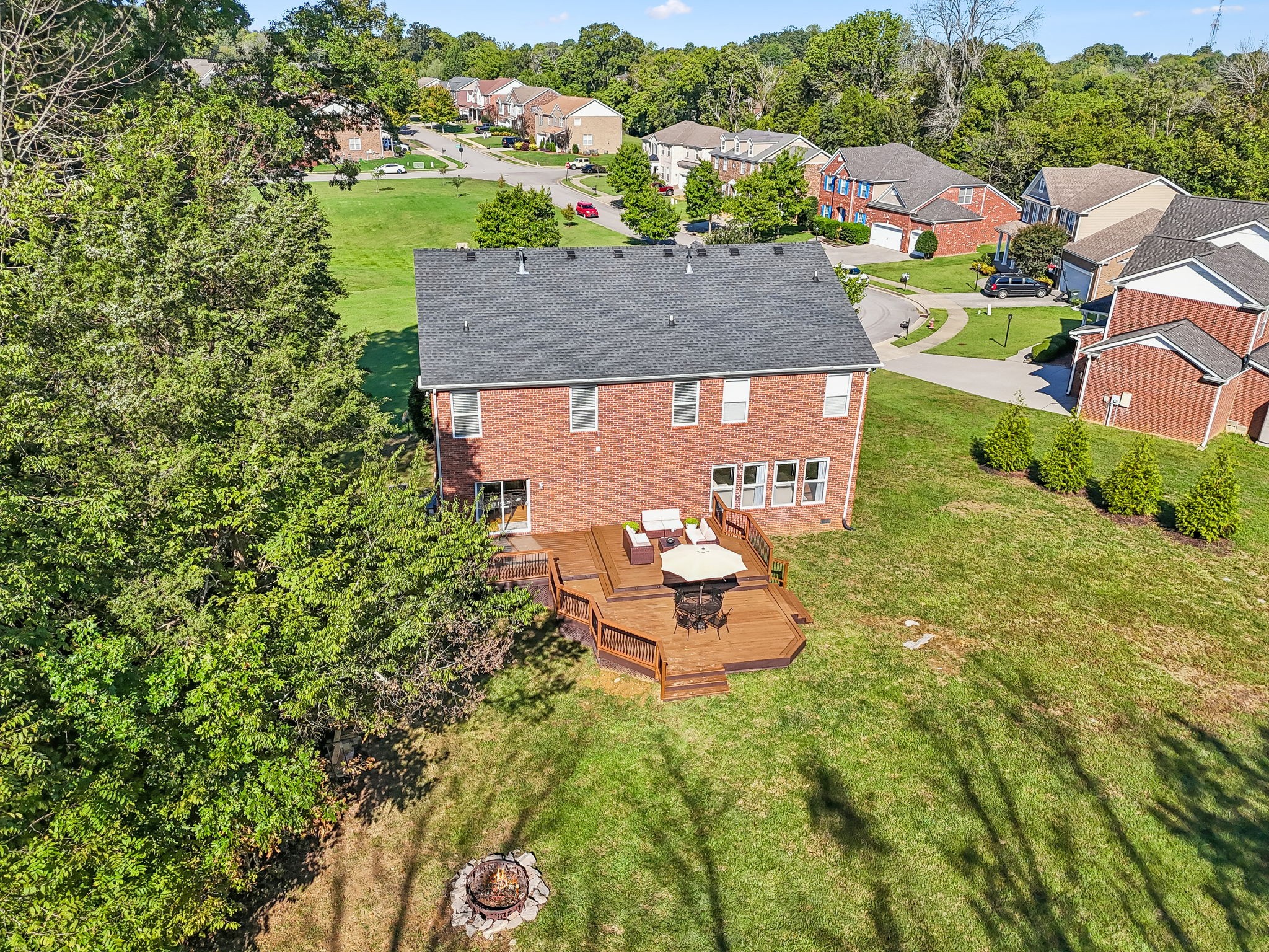 2053 Hawks Nest Ct