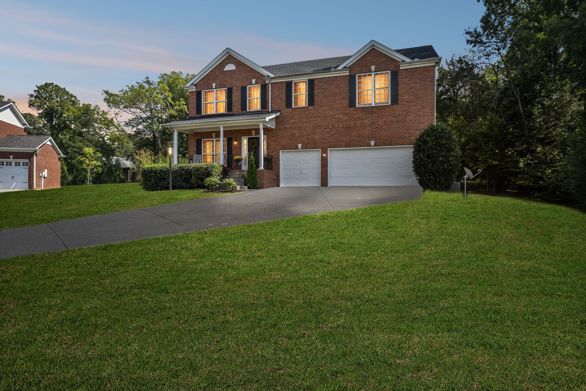 2053 Hawks Nest Ct