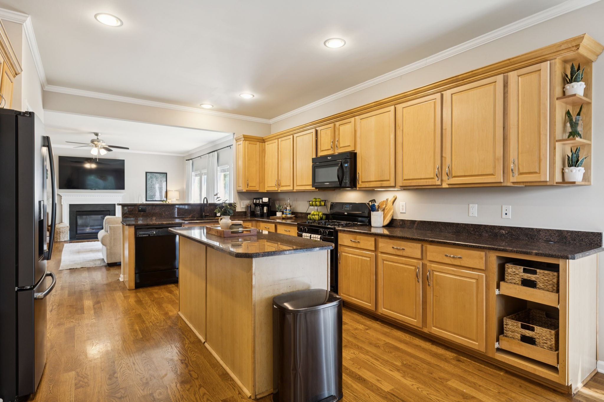 2053 Hawks Nest Ct