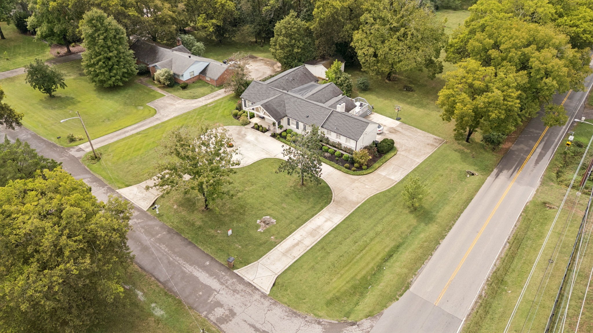 745 Vosswood Dr