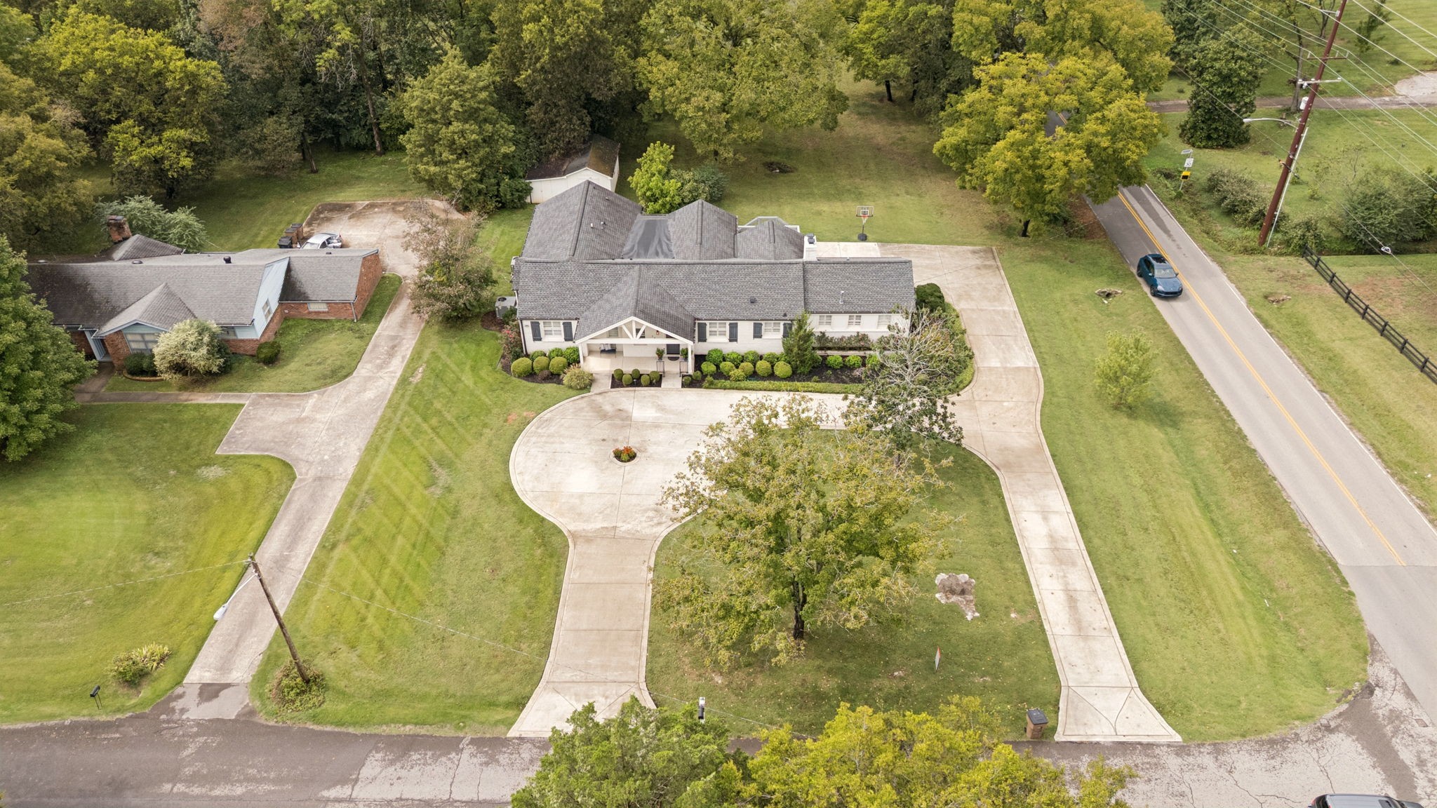 745 Vosswood Dr