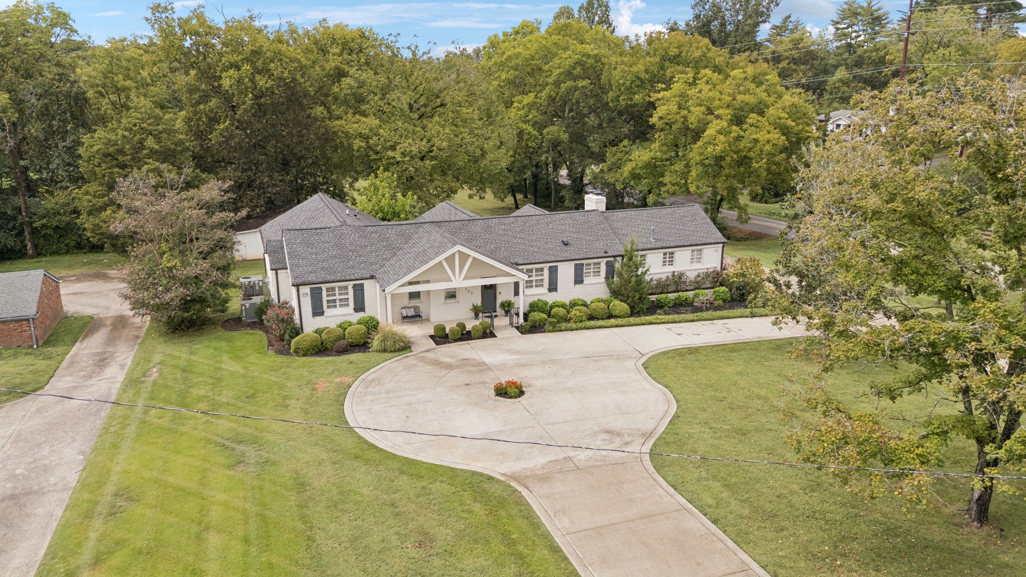 745 Vosswood Dr