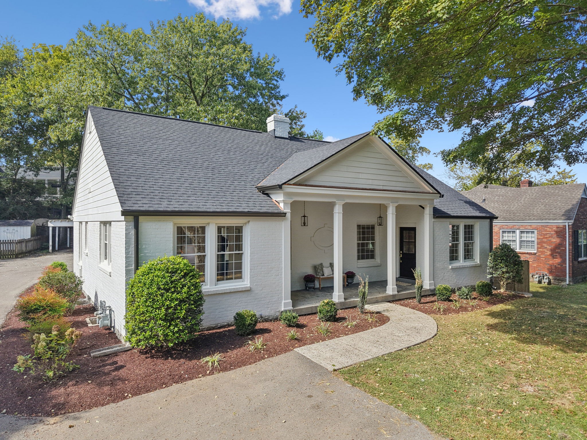 3605 Robin Rd