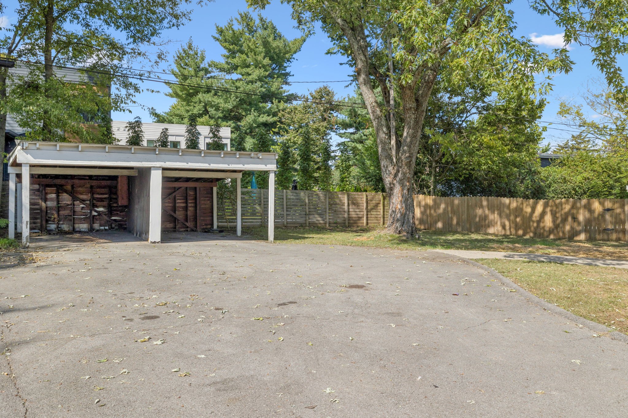 3605 Robin Rd