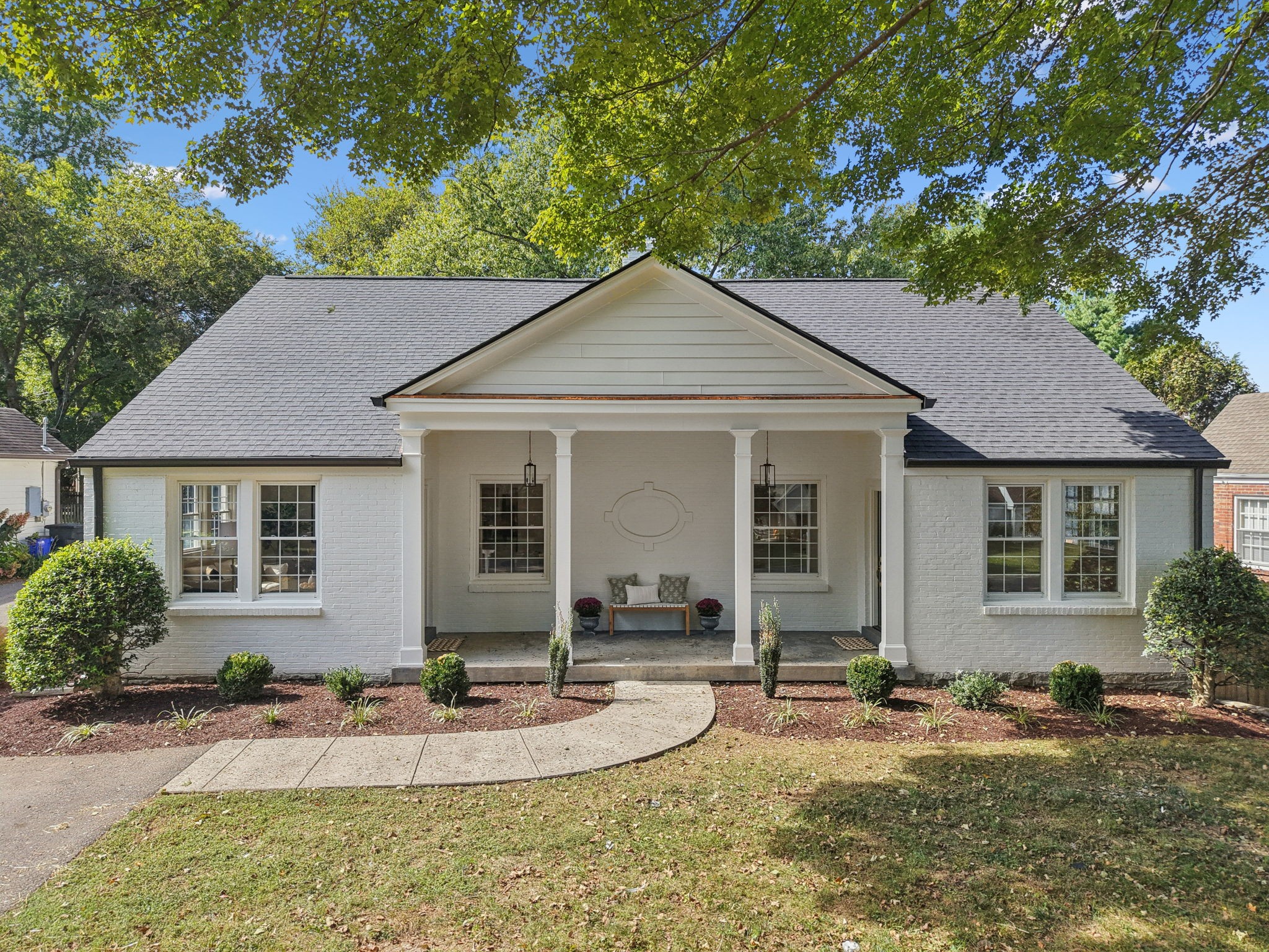 3605 Robin Rd