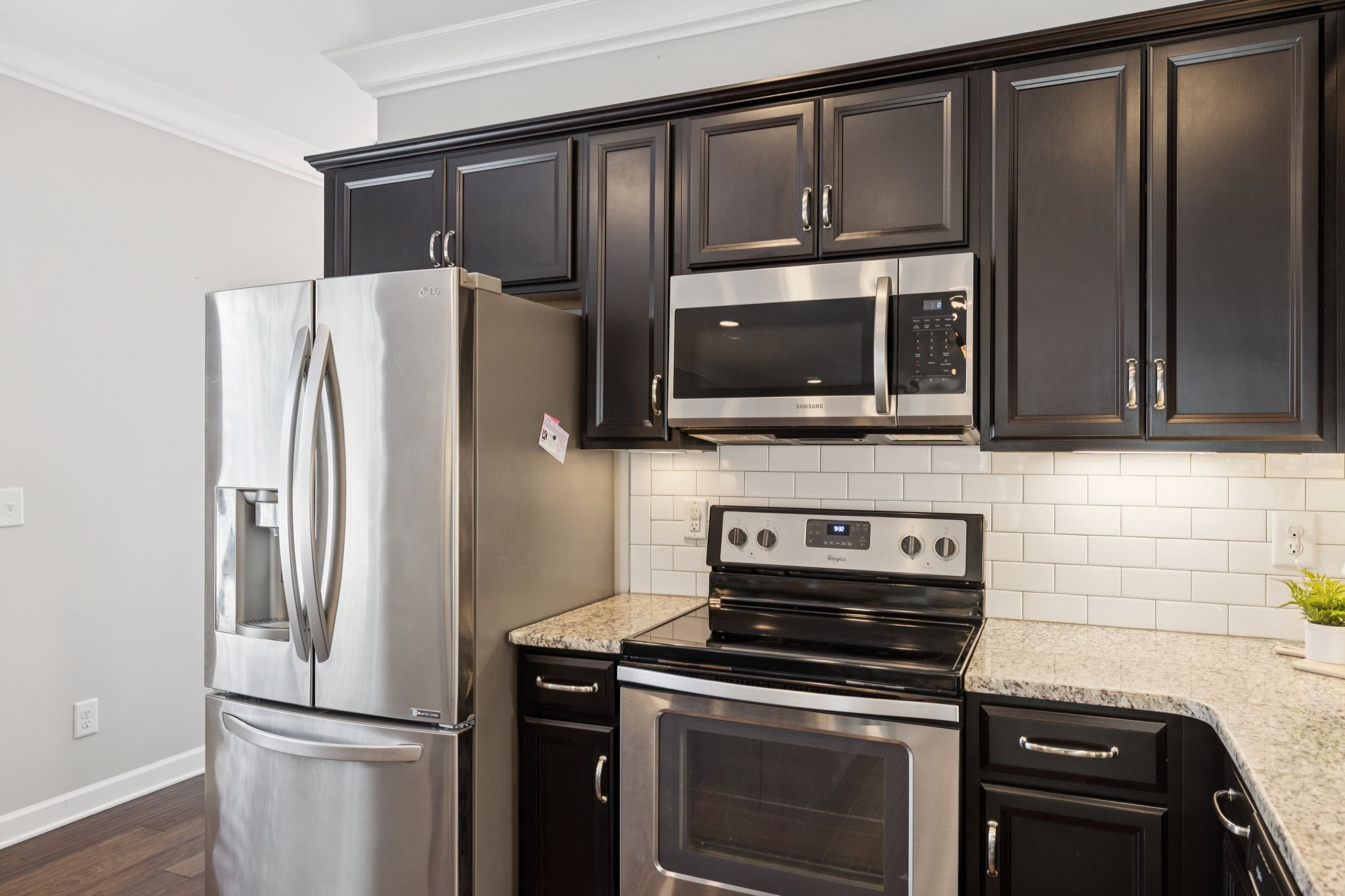 100 Walden Village Ct