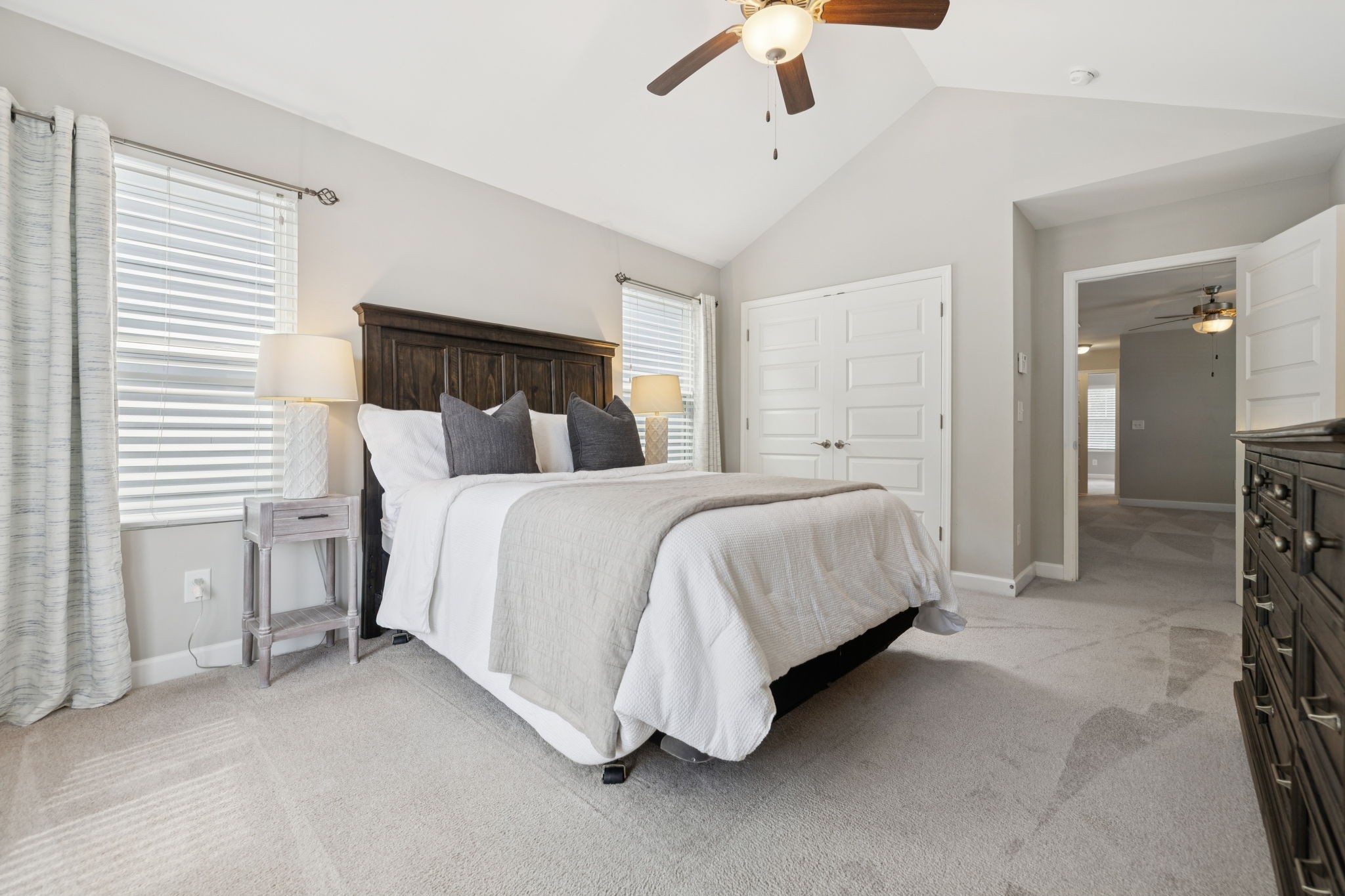 100 Walden Village Ct