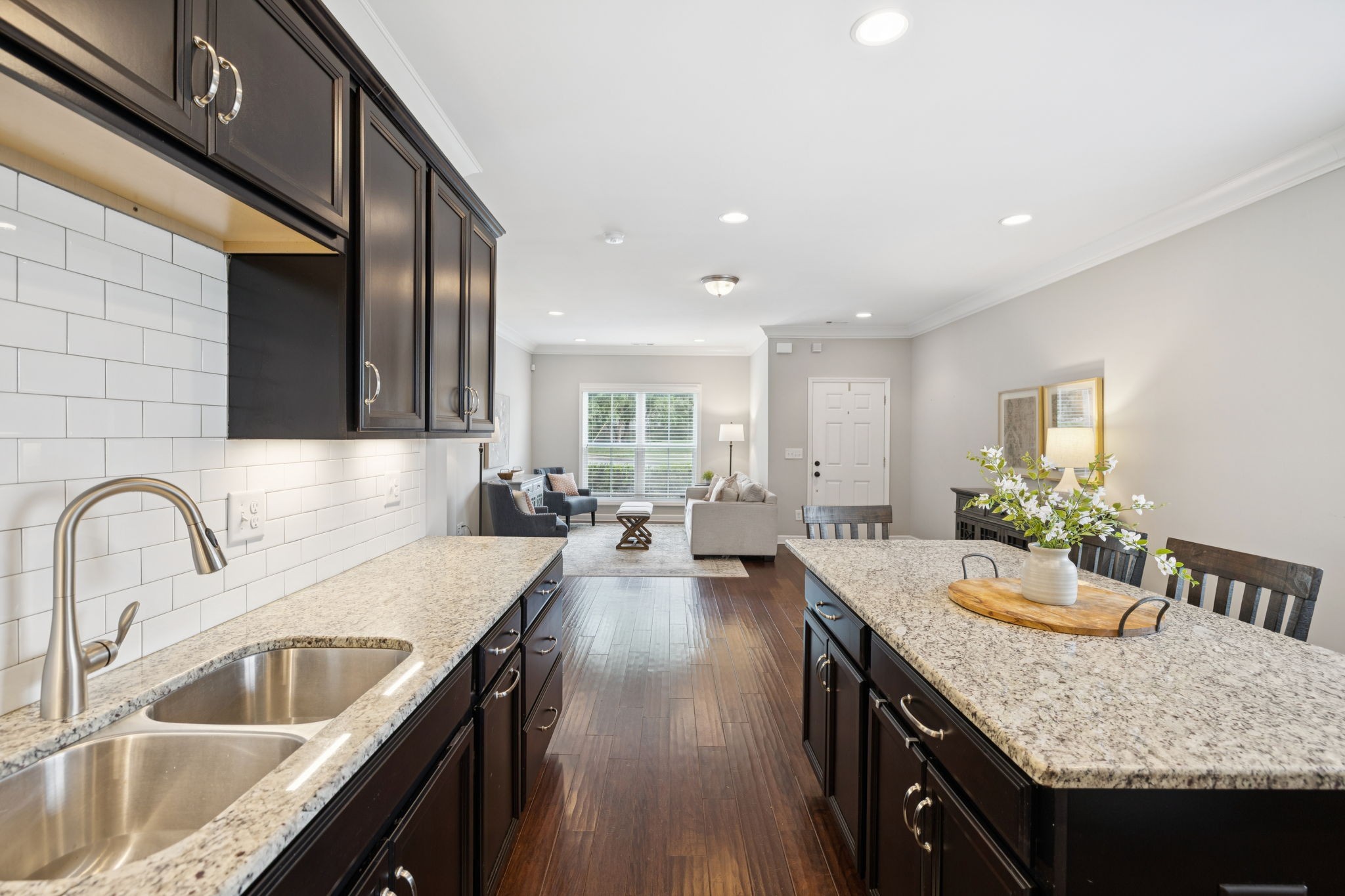 100 Walden Village Ct