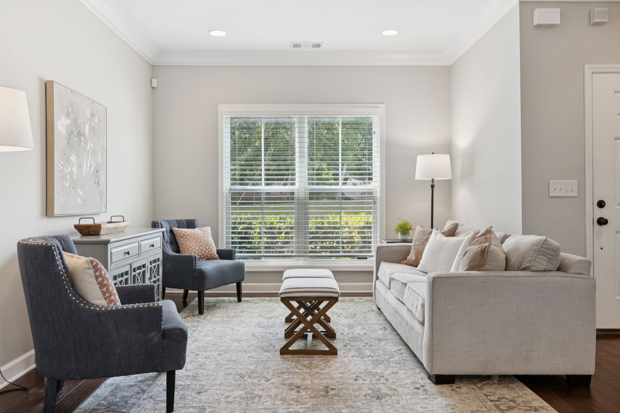 100 Walden Village Ct