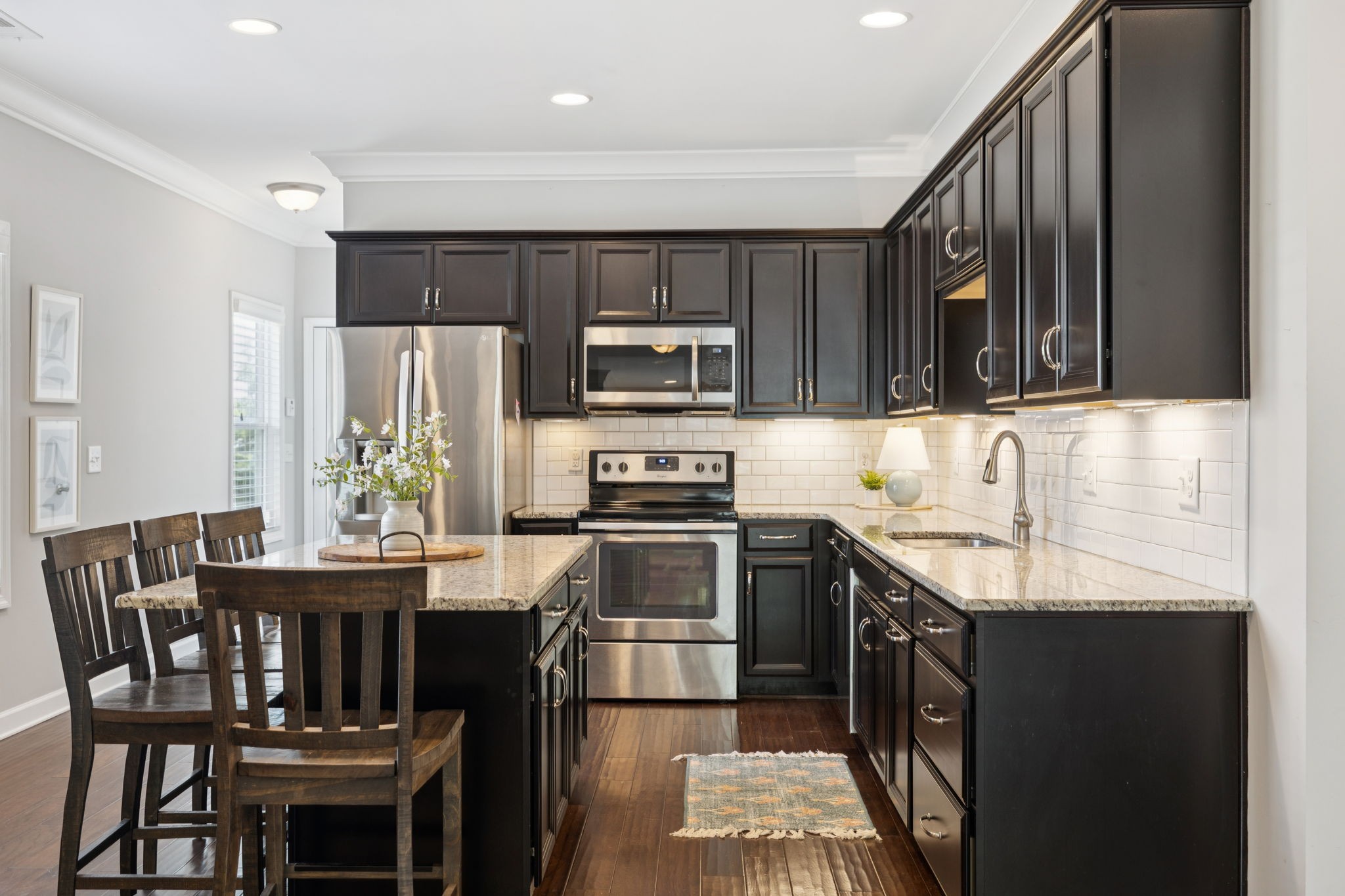 100 Walden Village Ct