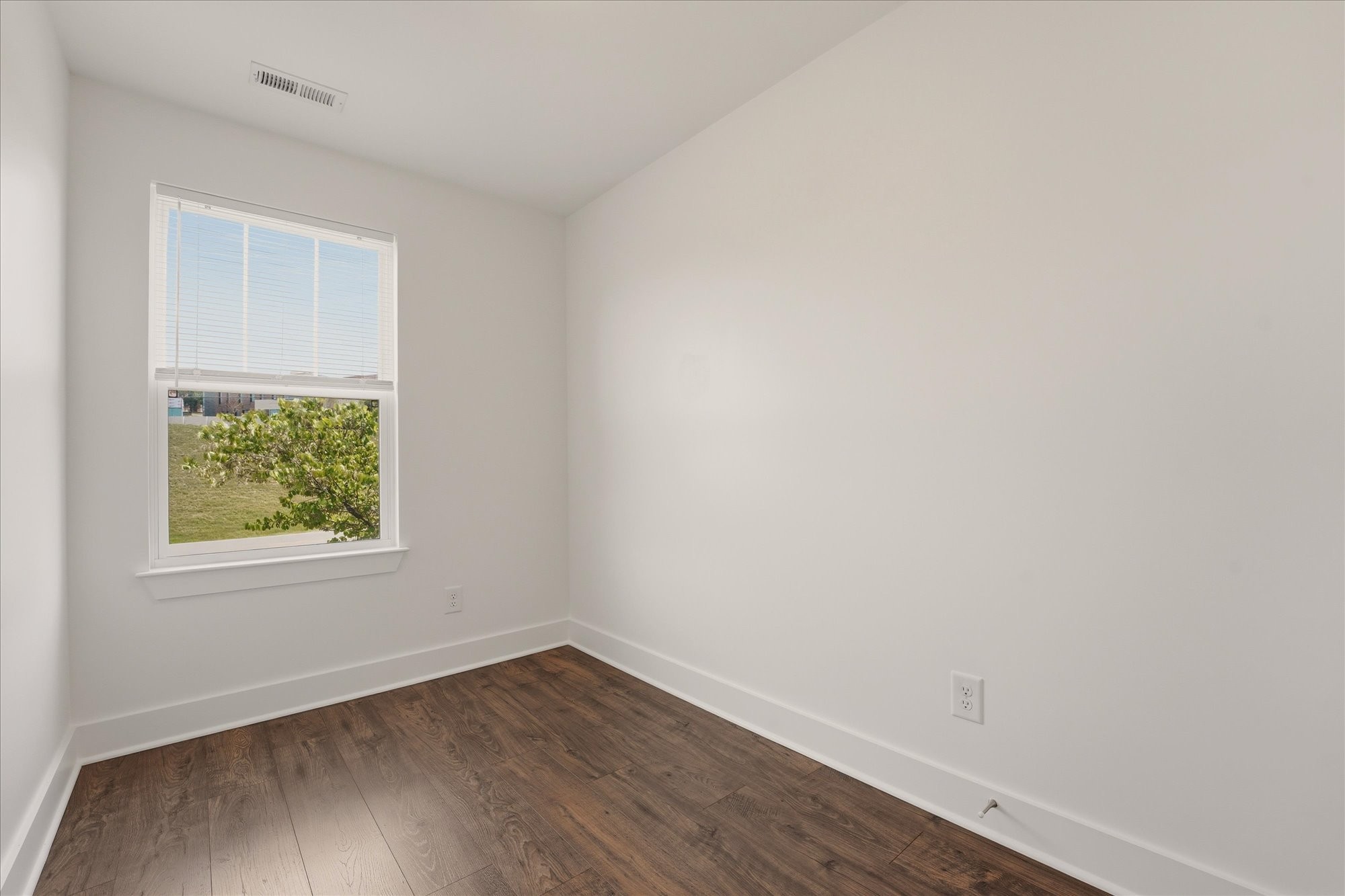 300 Stewarts Ferry Pike Unit: 6