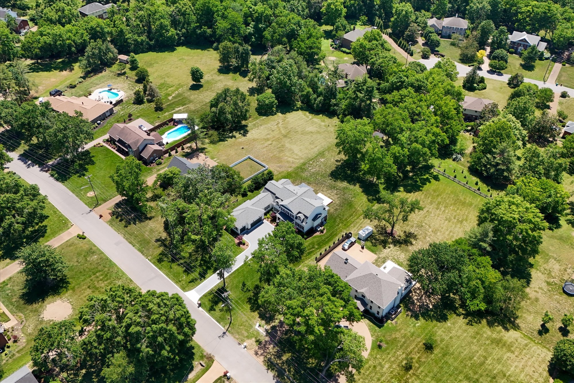 9215 Brushboro Dr