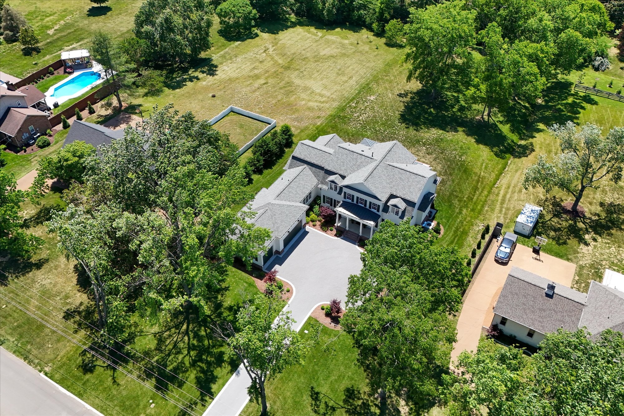 9215 Brushboro Dr