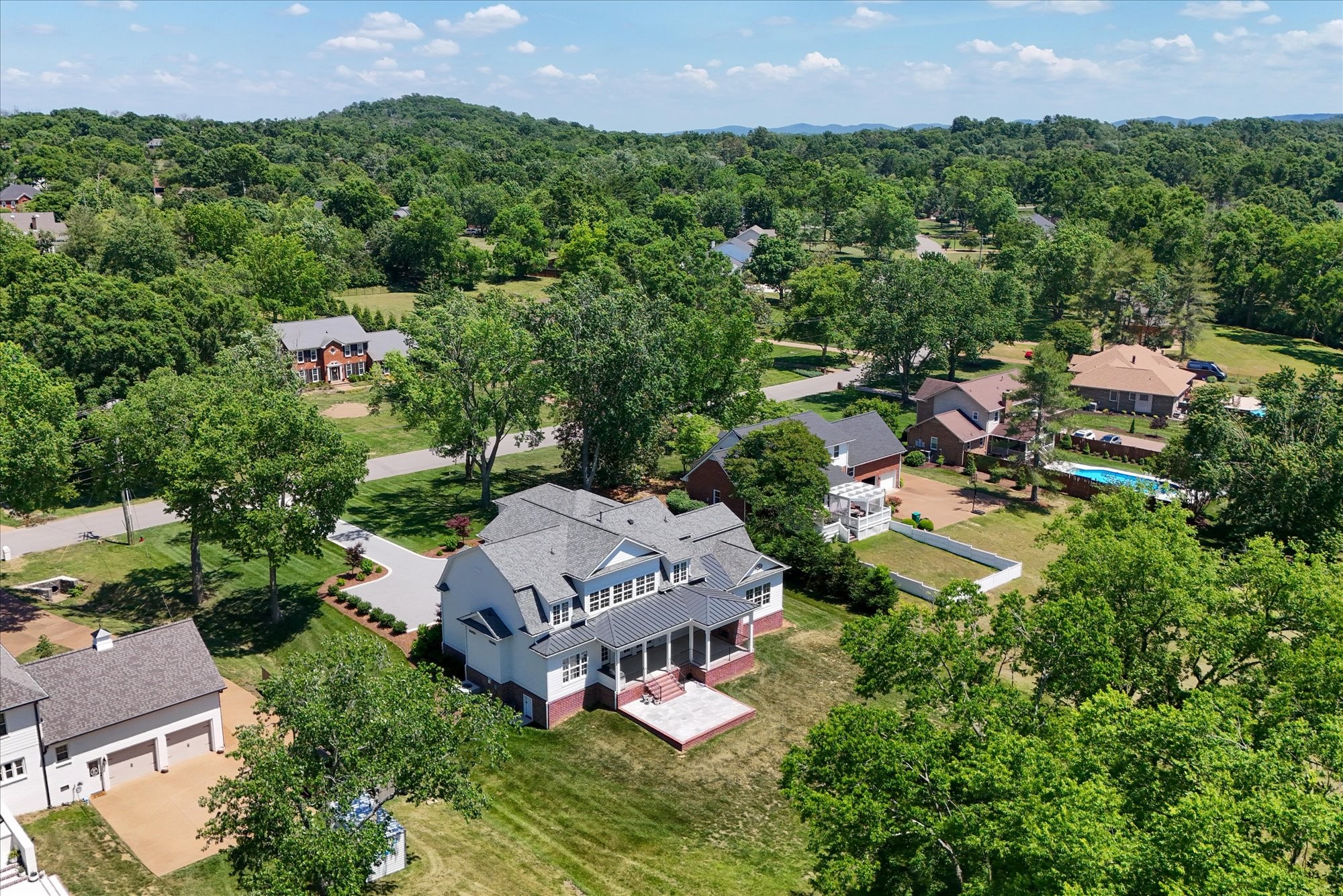 9215 Brushboro Dr
