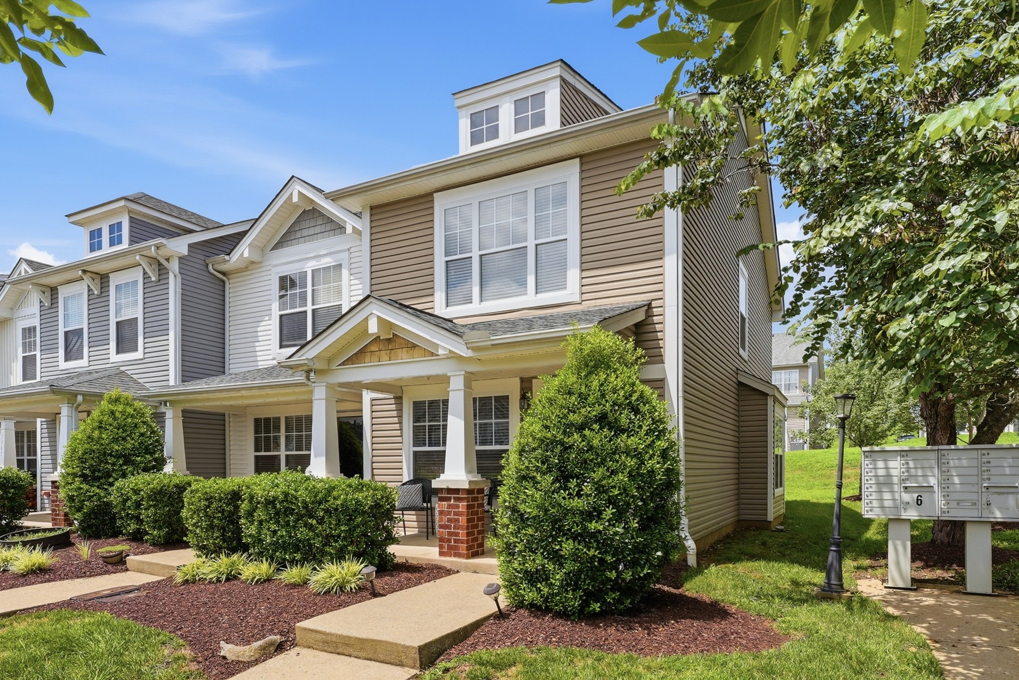 3373 Harpeth Springs Dr