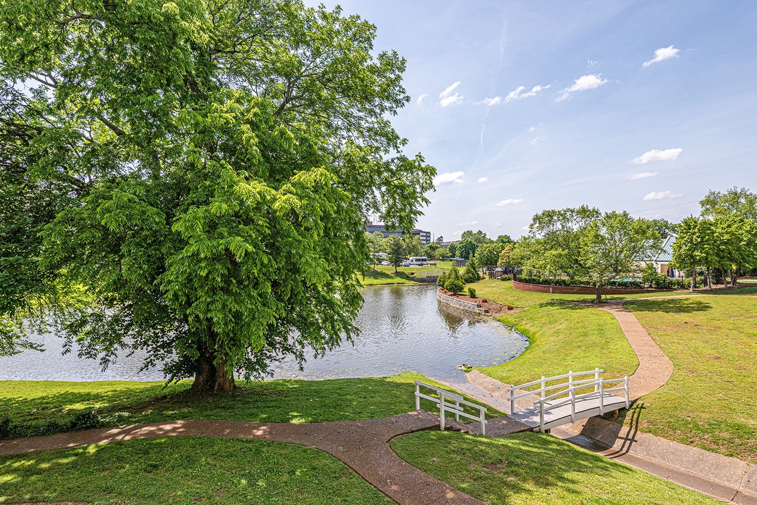209 Ashlawn Ct Unit: 209