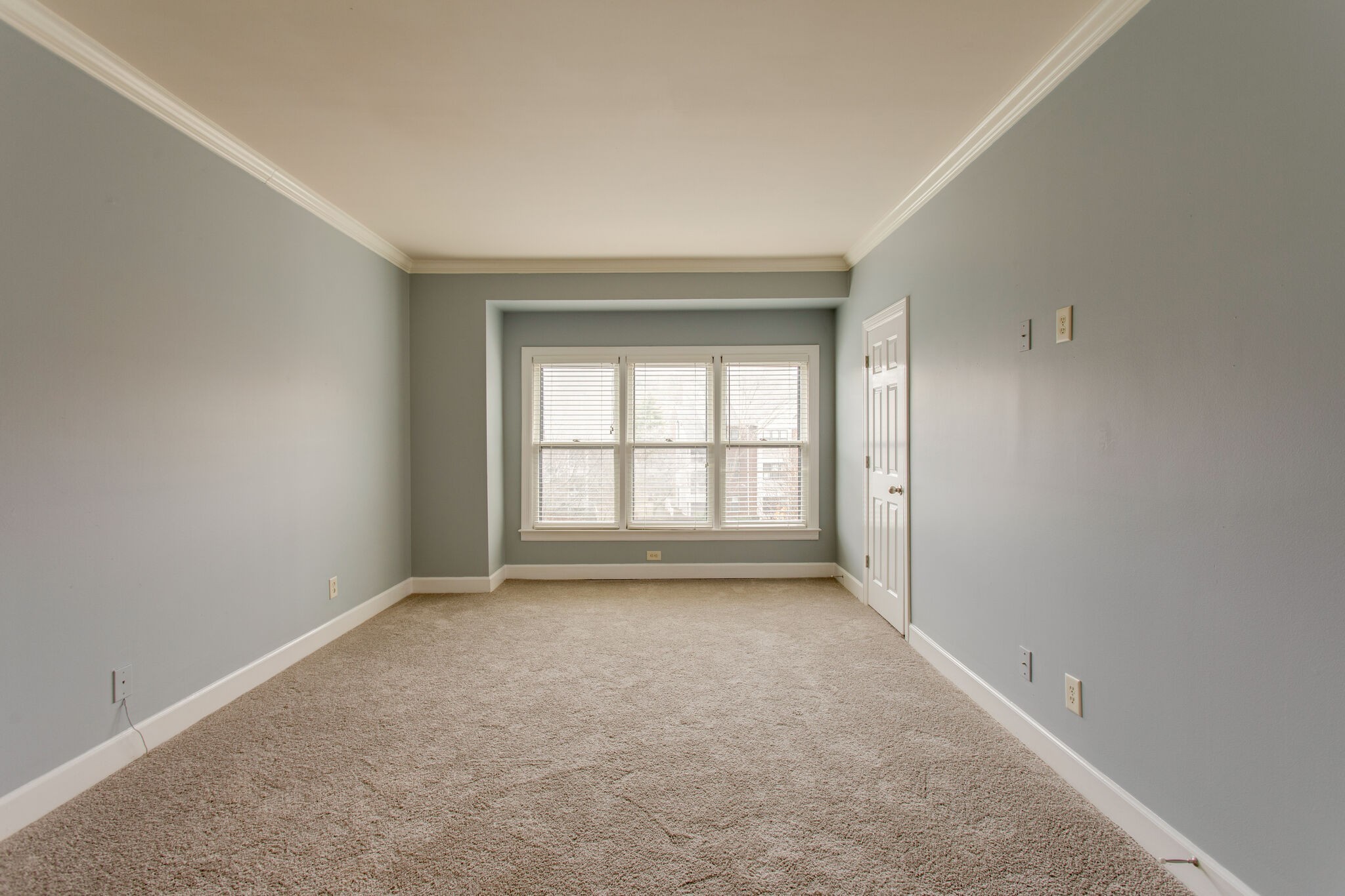 209 Ashlawn Ct Unit: 209