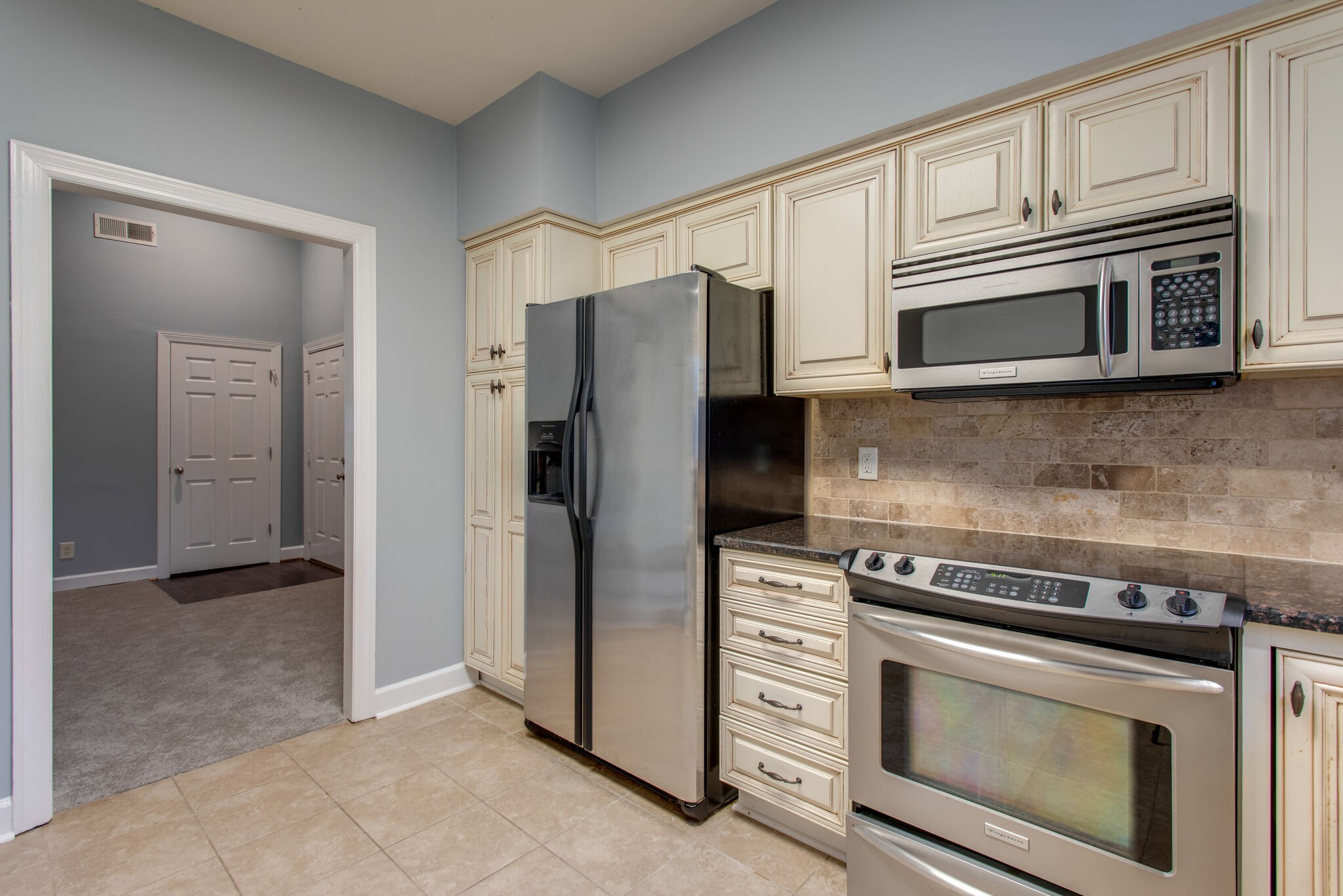 209 Ashlawn Ct Unit: 209