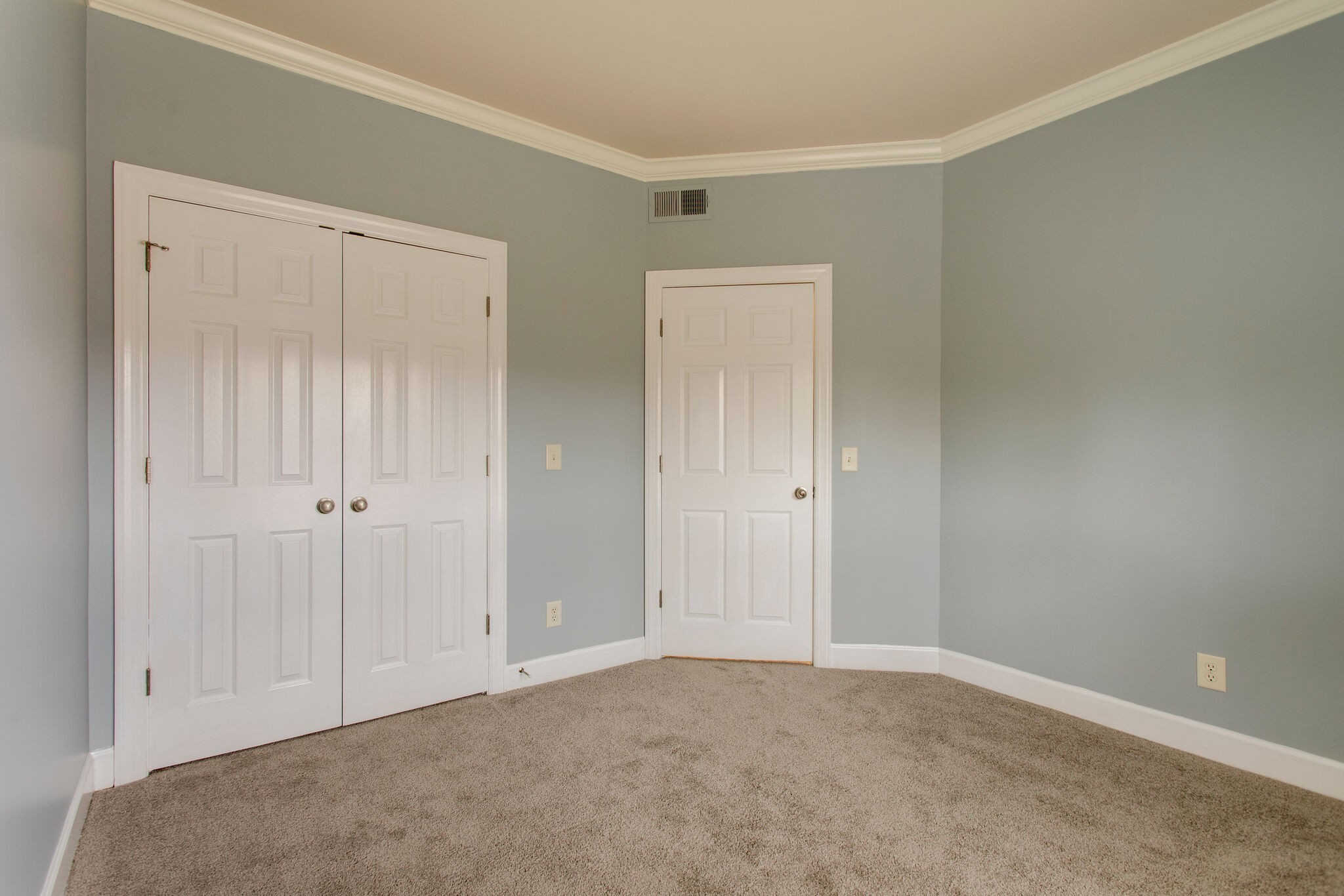 209 Ashlawn Ct Unit: 209