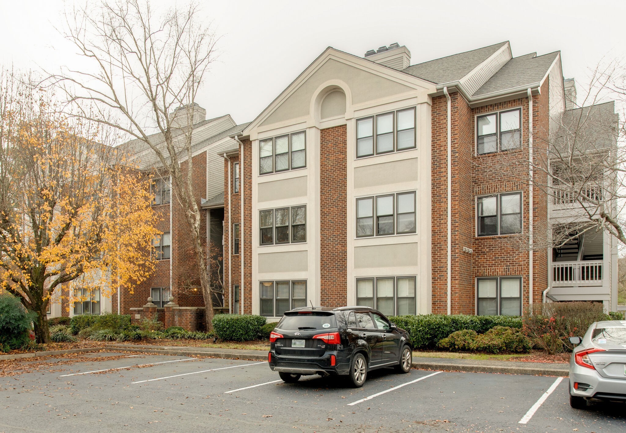 209 Ashlawn Ct Unit: 209