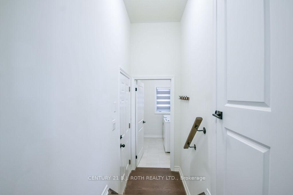 1521 Broderick Street