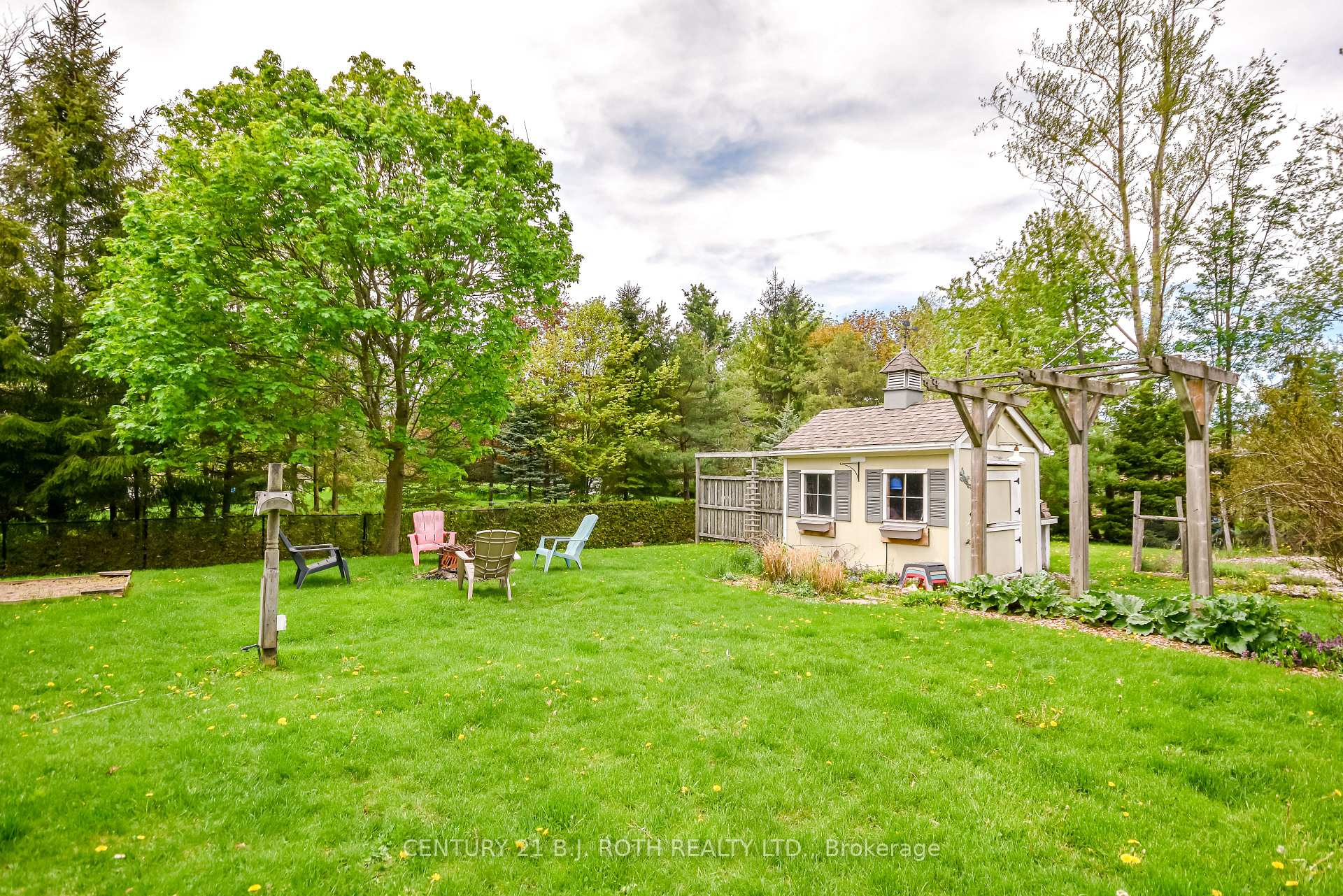1 Evergreen Lane
