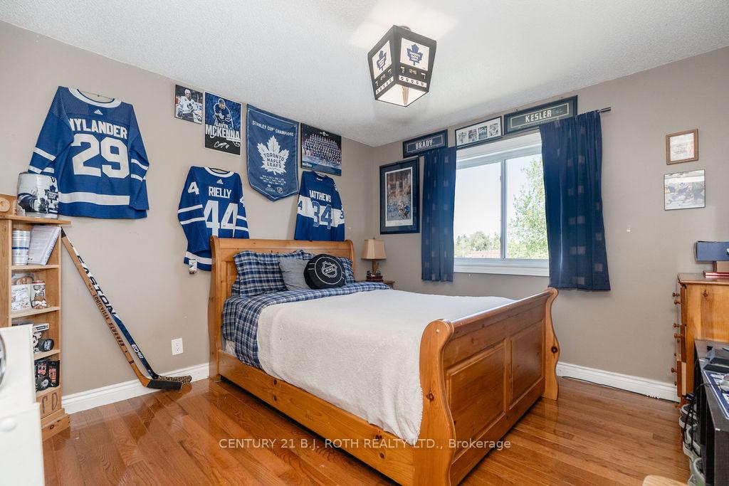 2823 Small Street