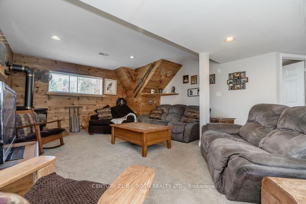 2823 Small Street