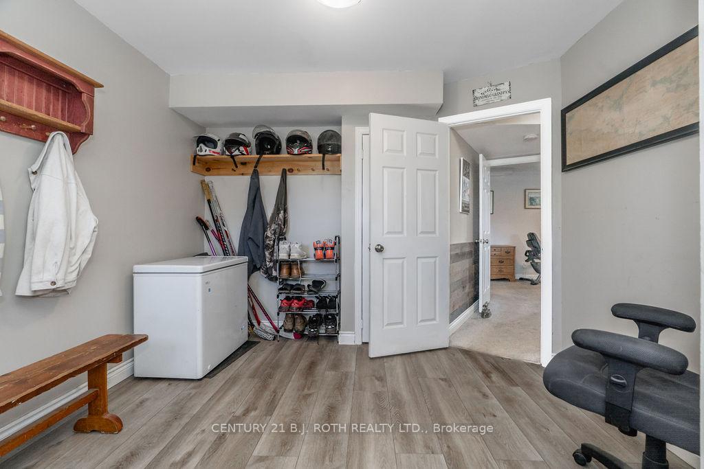 2823 Small Street