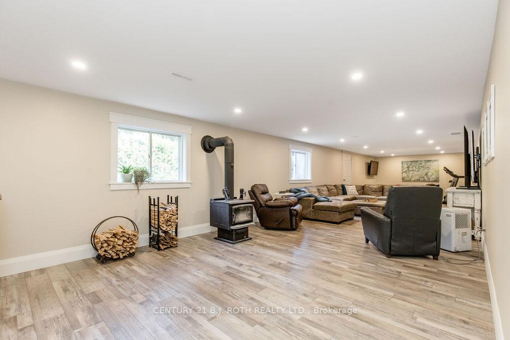 3257 LIAH Lane
