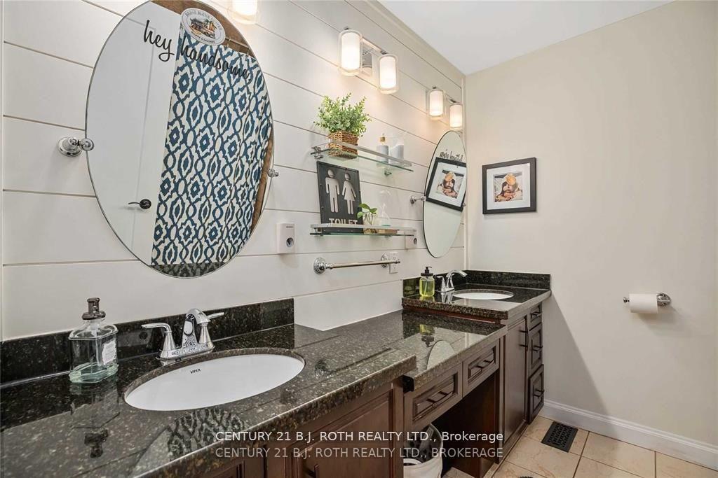 3274 Liah Lane
