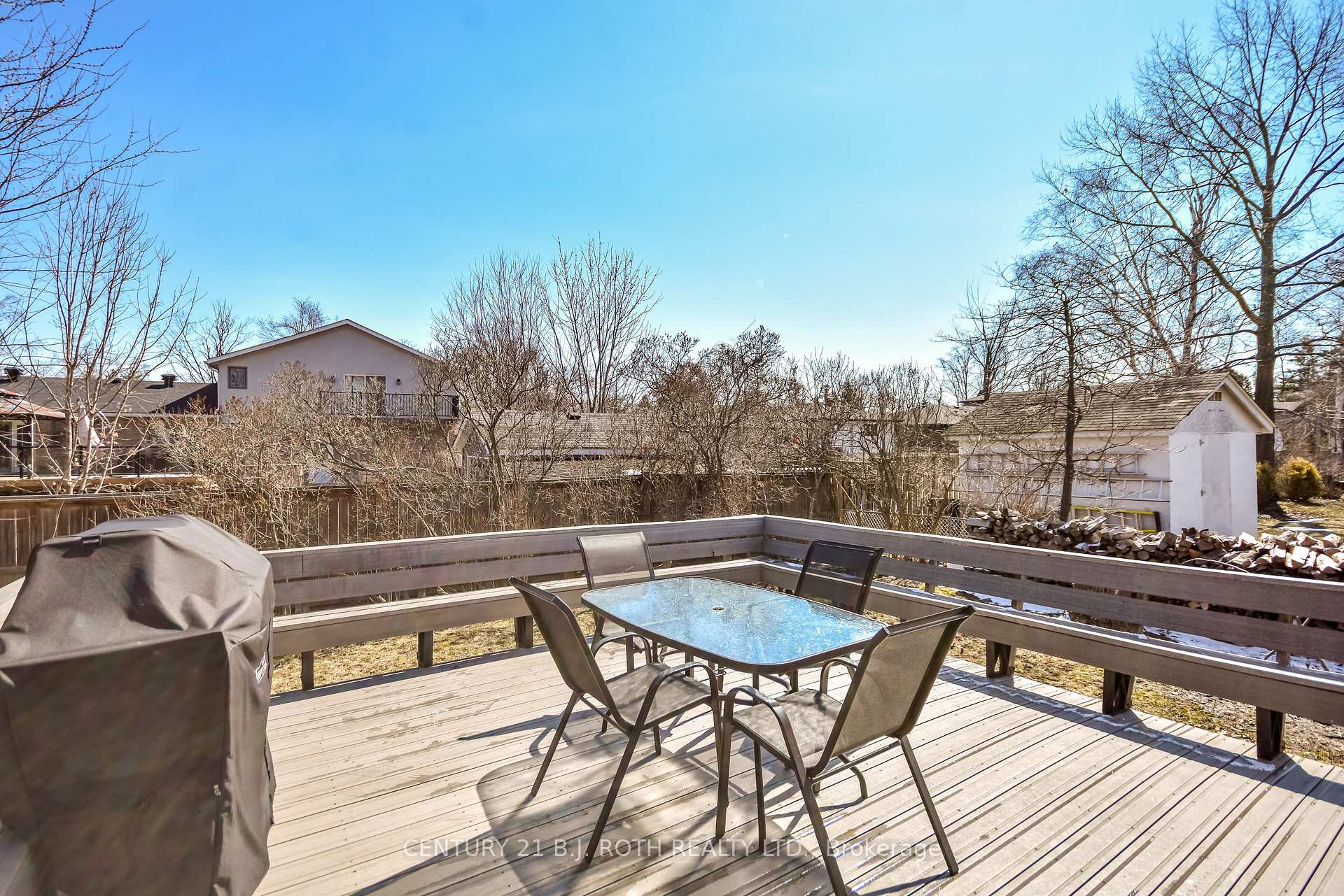 3039 Poplar Road