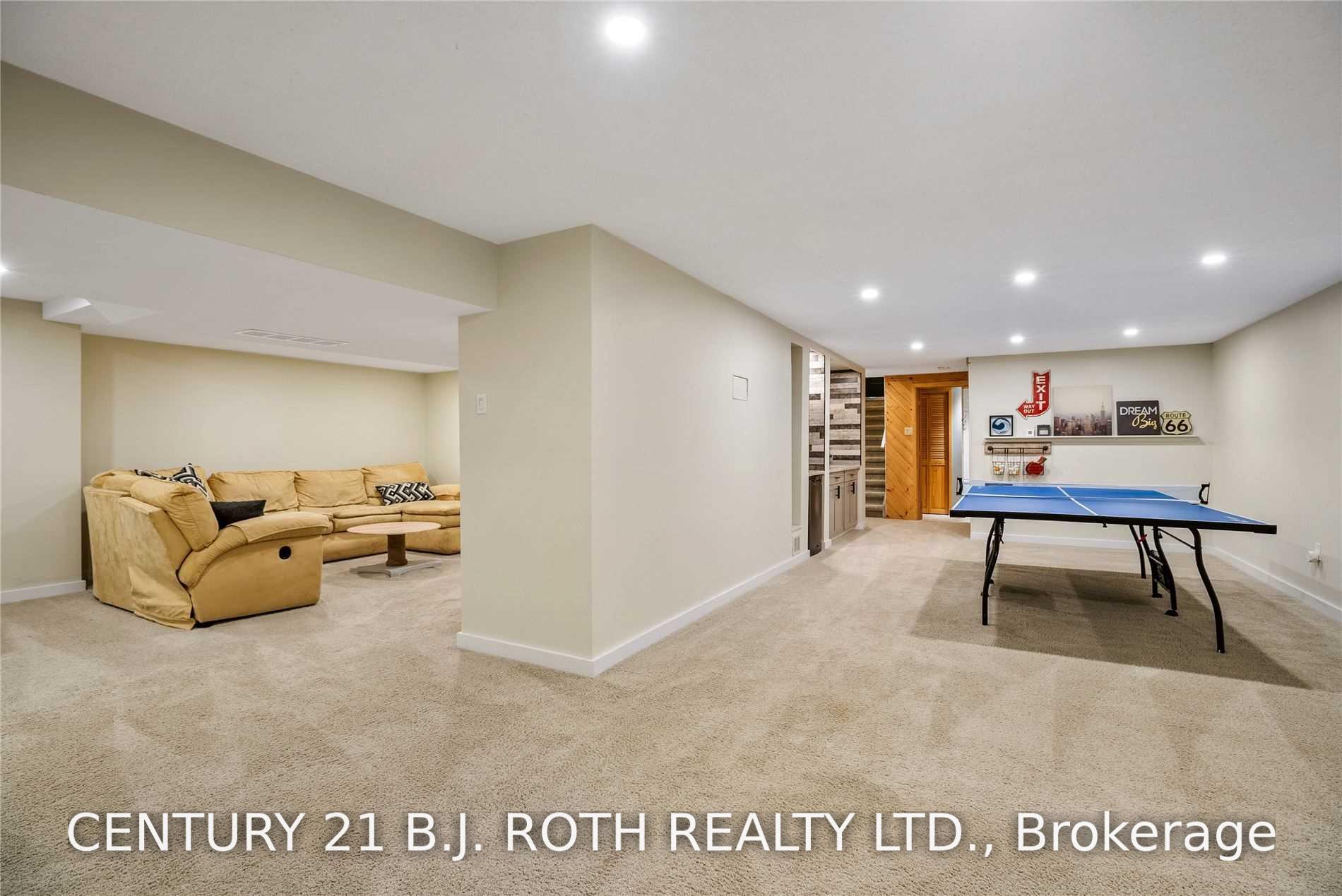 3274 Liah Lane