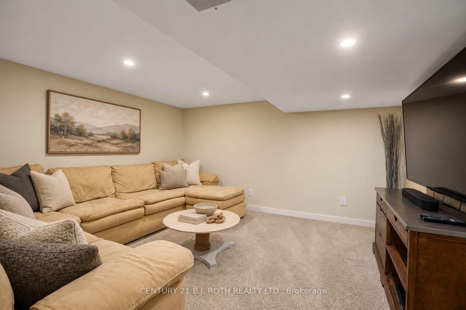 3274 Liah Lane