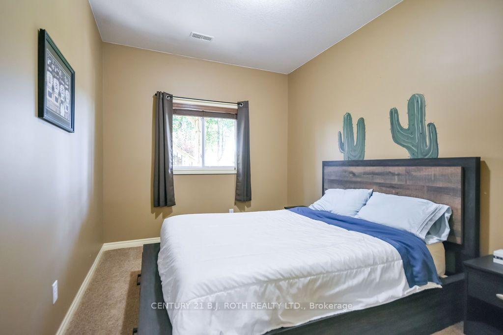 21 Armeda Clow Crescent