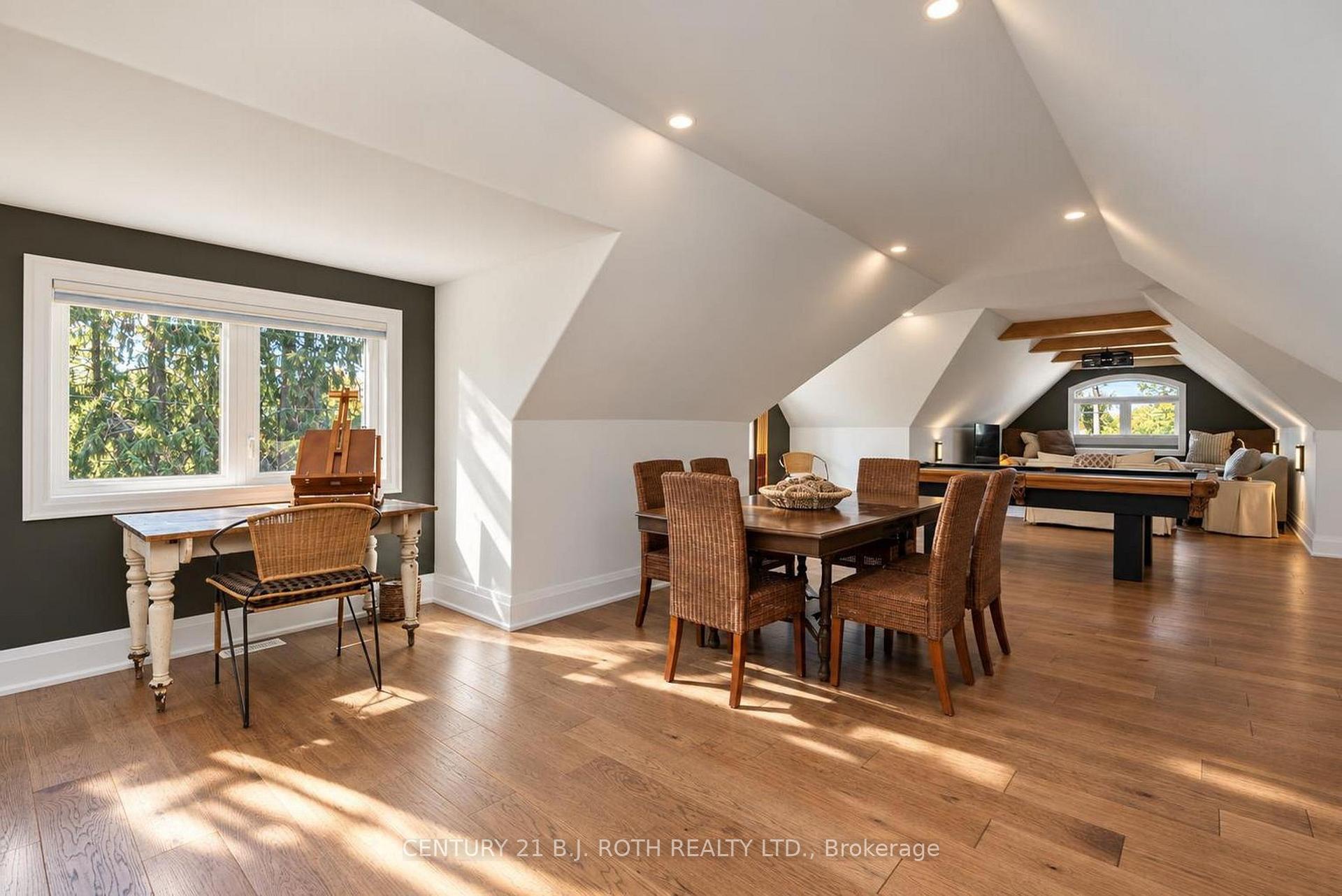 245 SUNNYBRAE Avenue