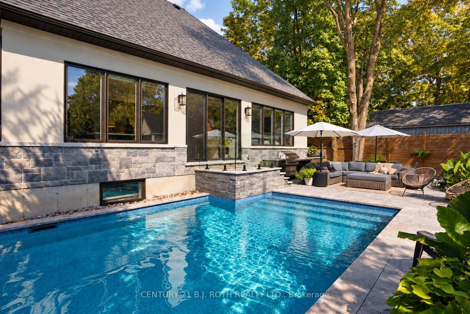245 SUNNYBRAE Avenue
