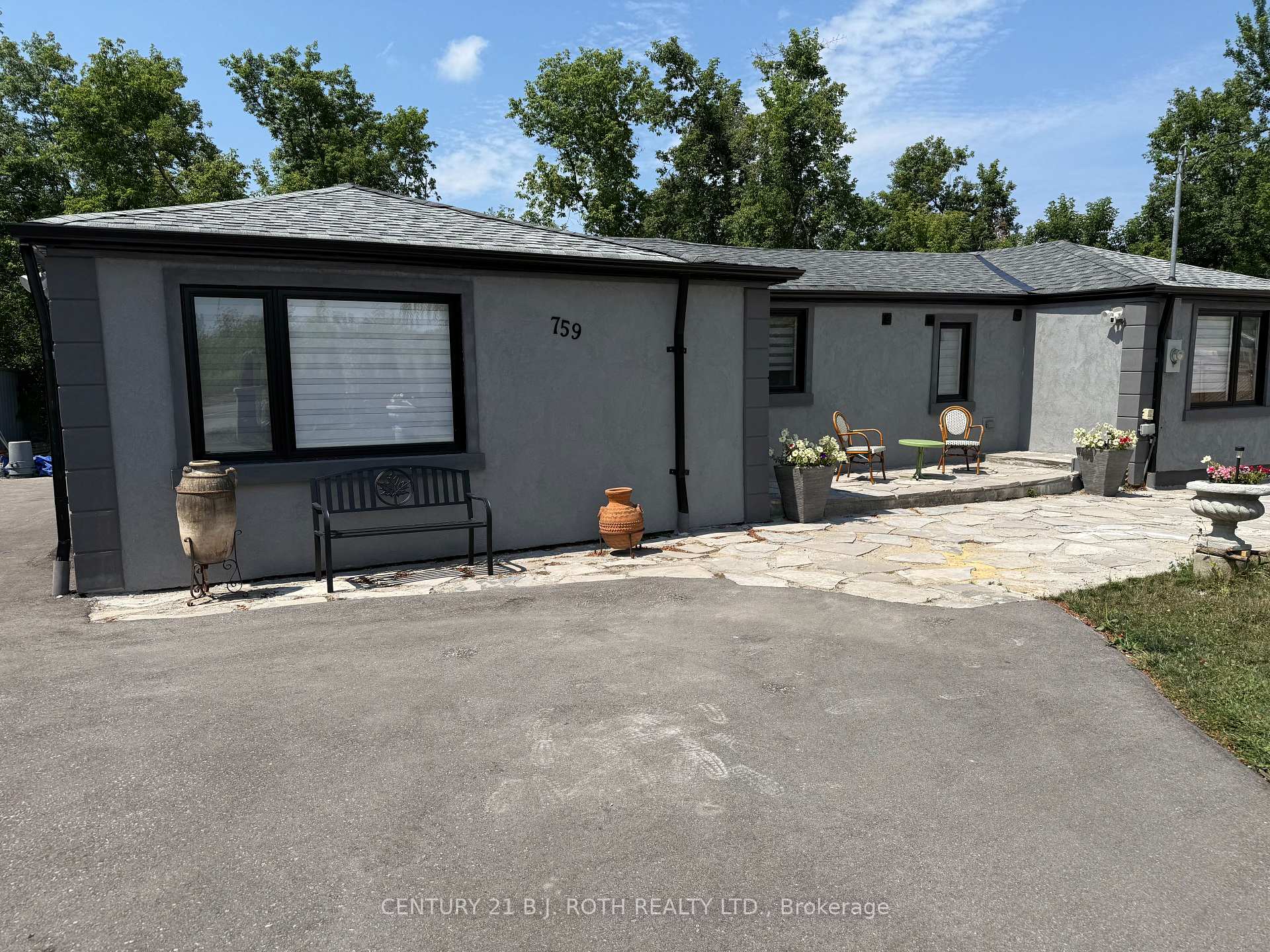 759 Essa Road Upper 2